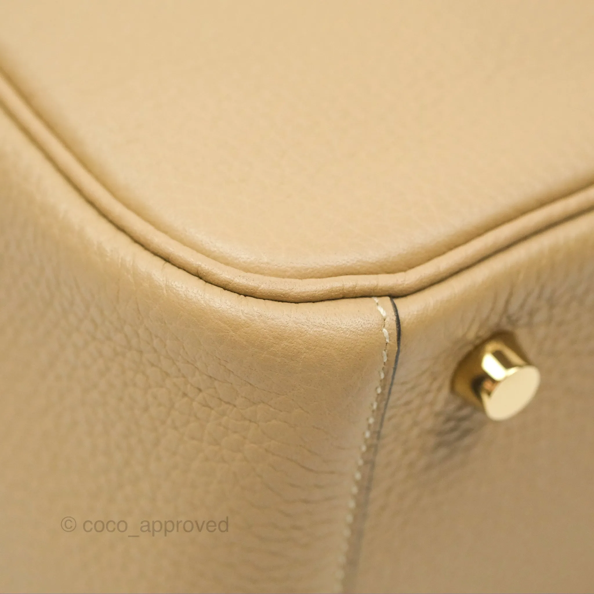 Herms Lindy 26 Trench Clemence Gold Hardware
