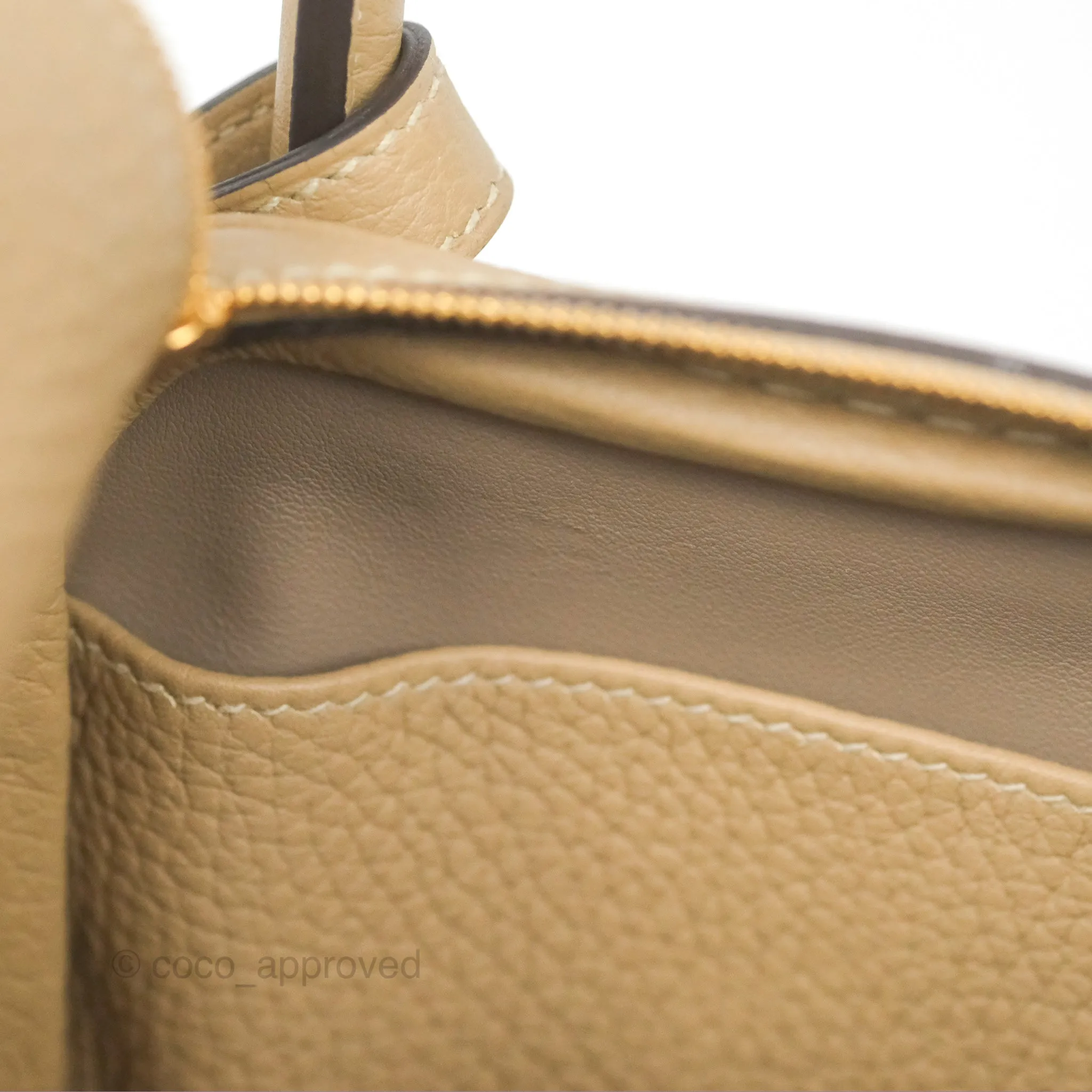 Herms Lindy 26 Trench Clemence Gold Hardware