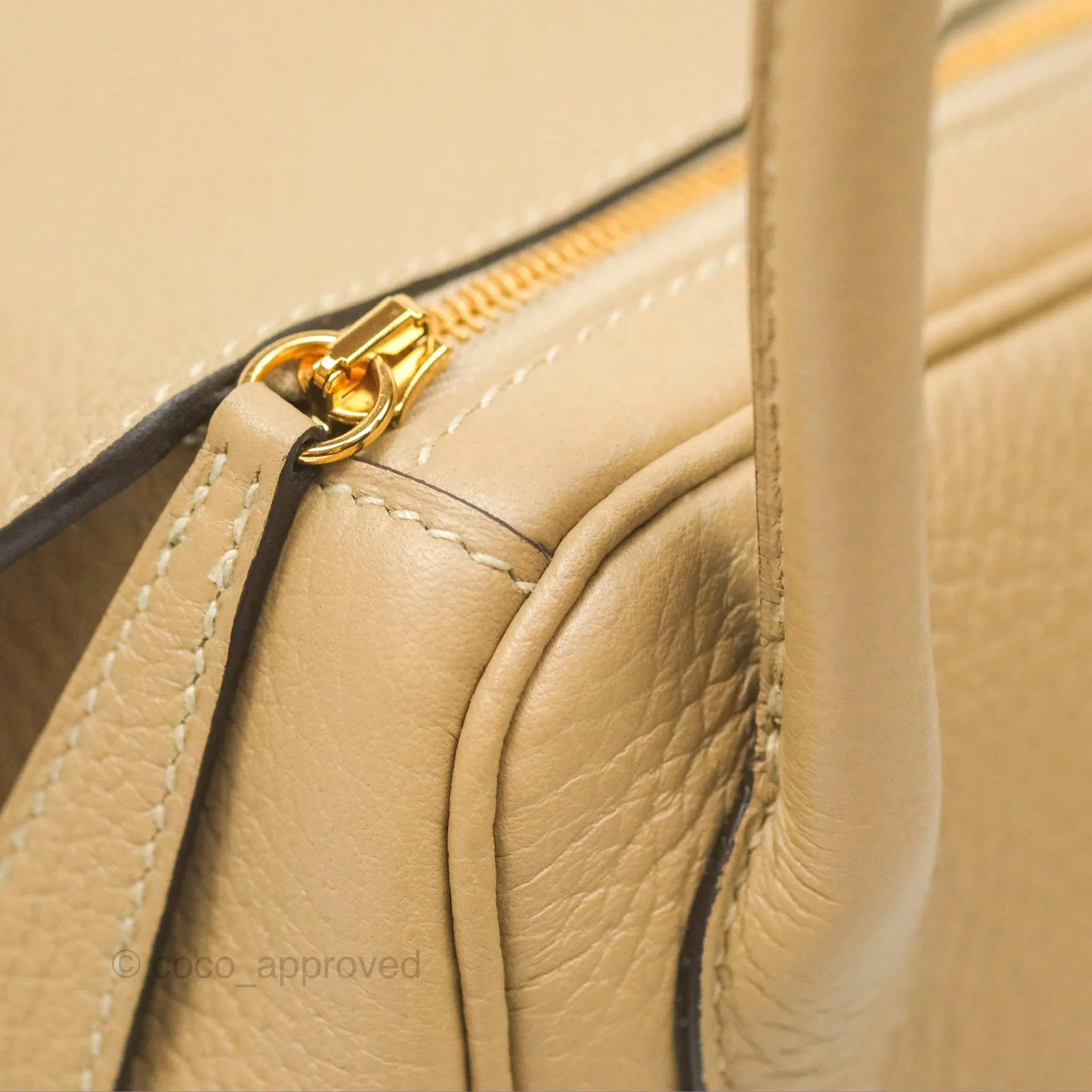 Herms Lindy 26 Trench Clemence Gold Hardware