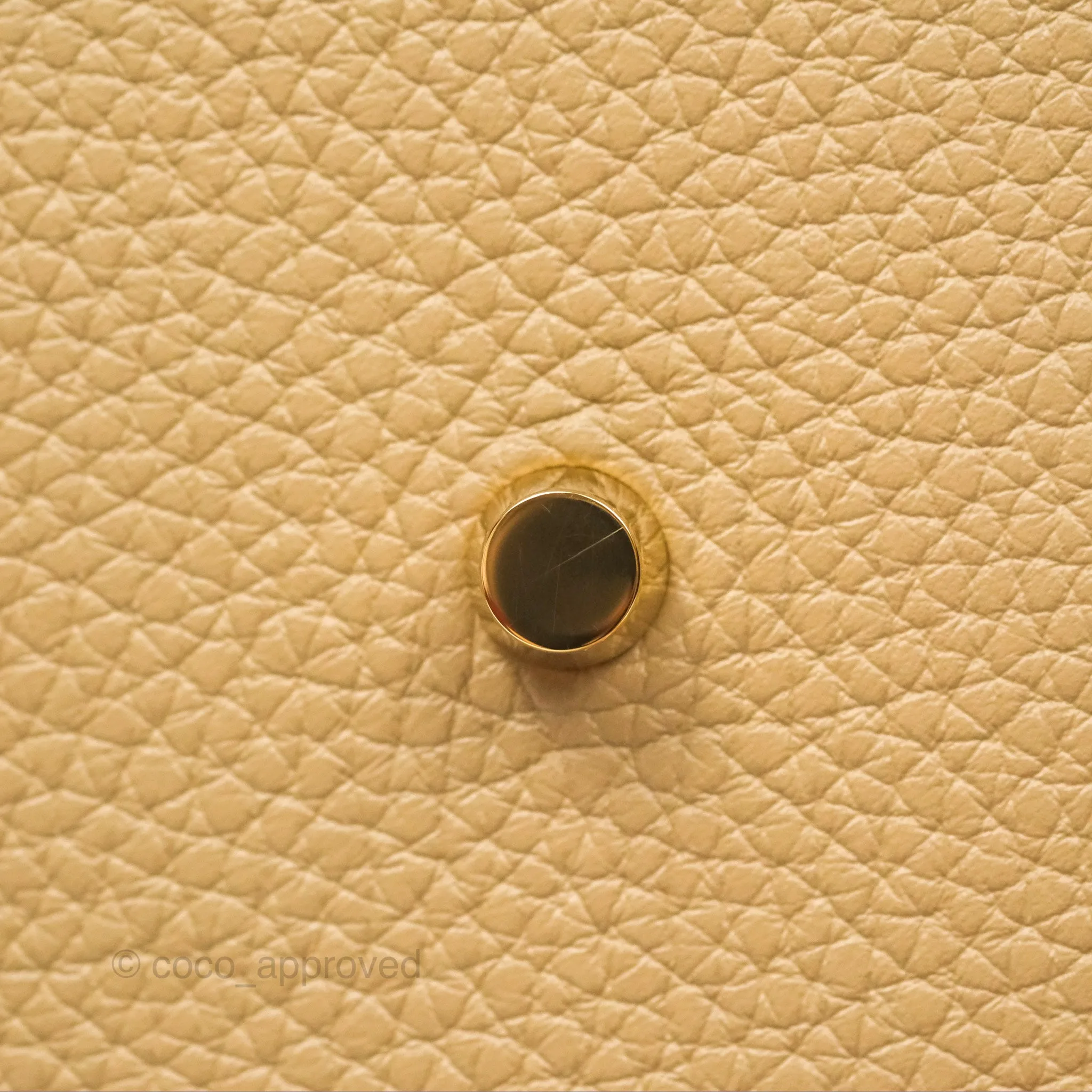 Herms Lindy 26 Trench Clemence Gold Hardware