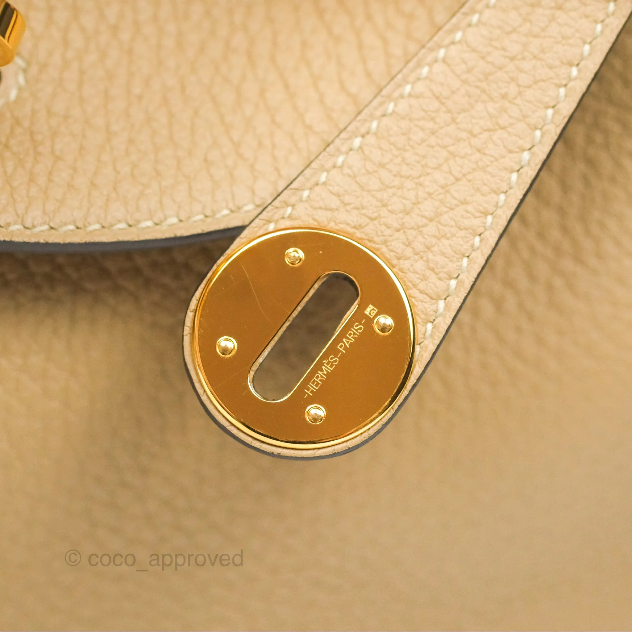 Herms Lindy 26 Trench Clemence Gold Hardware