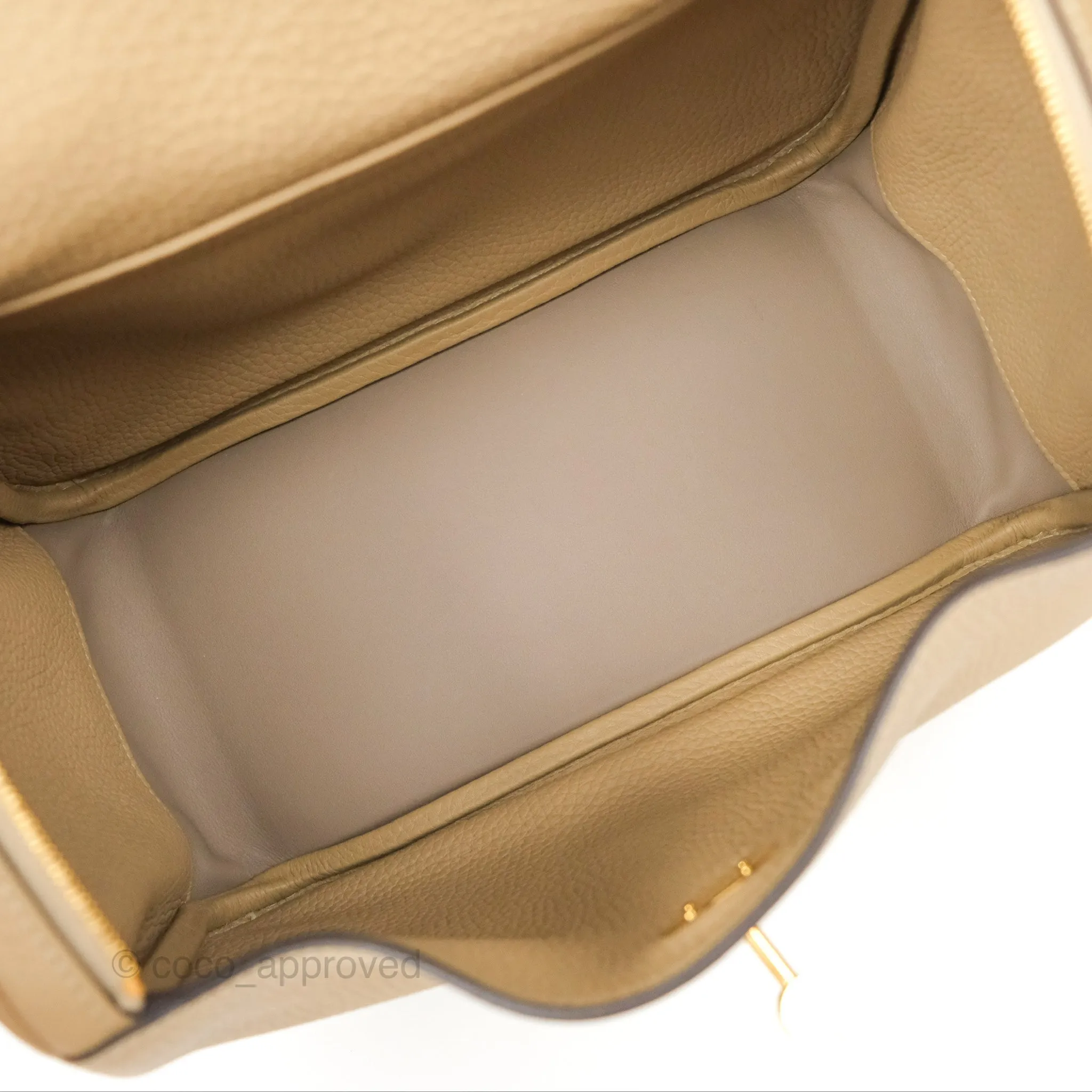 Herms Lindy 26 Trench Clemence Gold Hardware