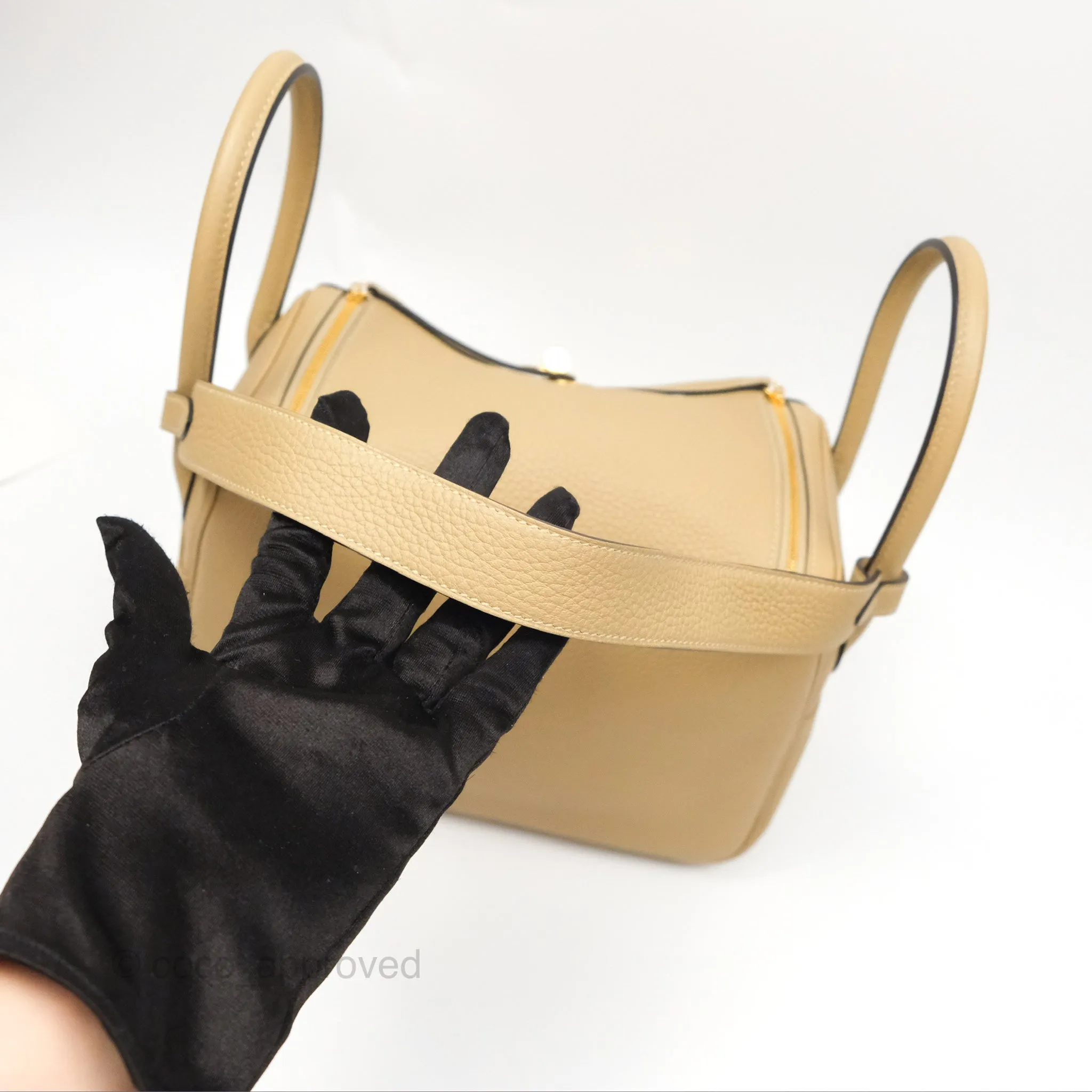 Herms Lindy 26 Trench Clemence Gold Hardware