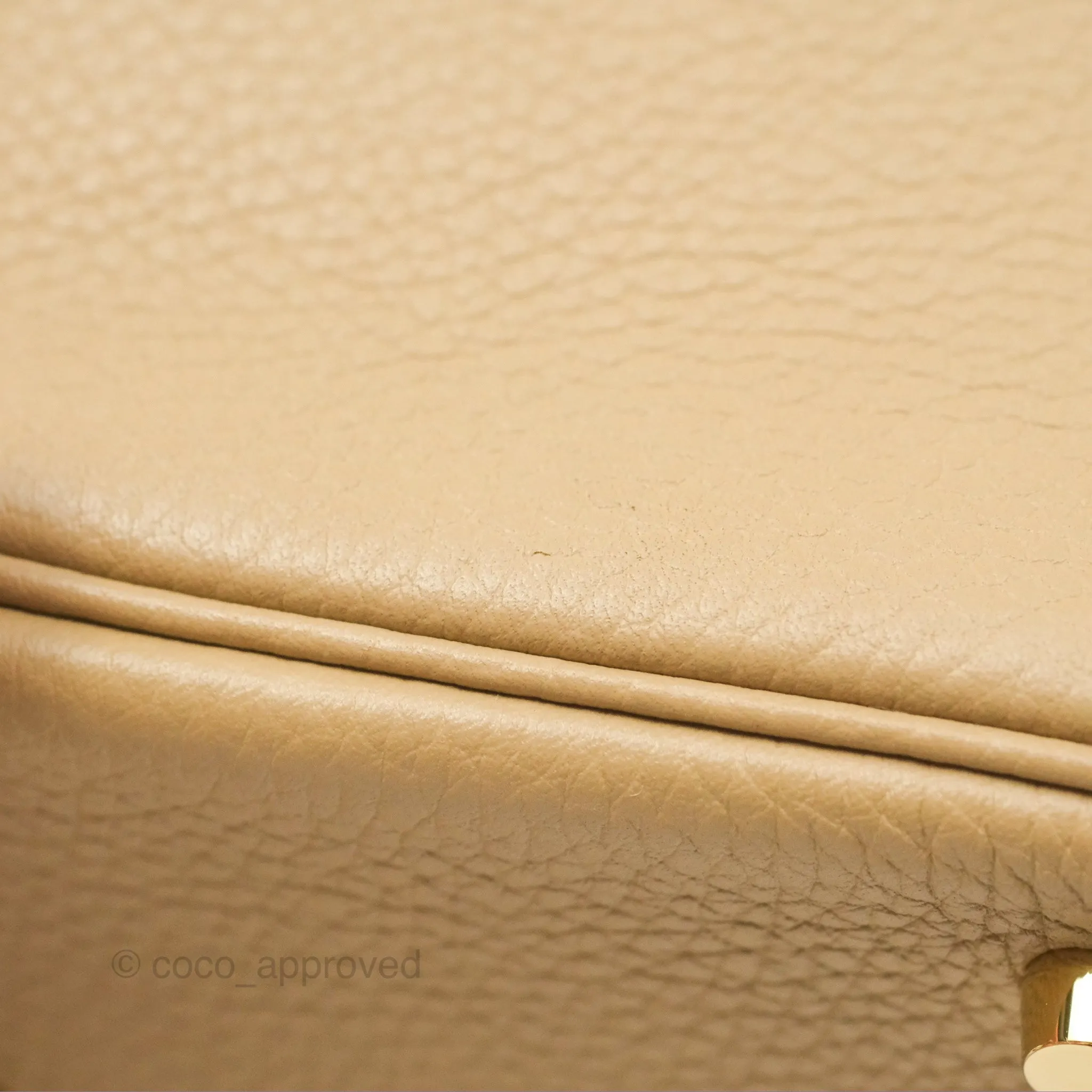 Herms Lindy 26 Trench Clemence Gold Hardware