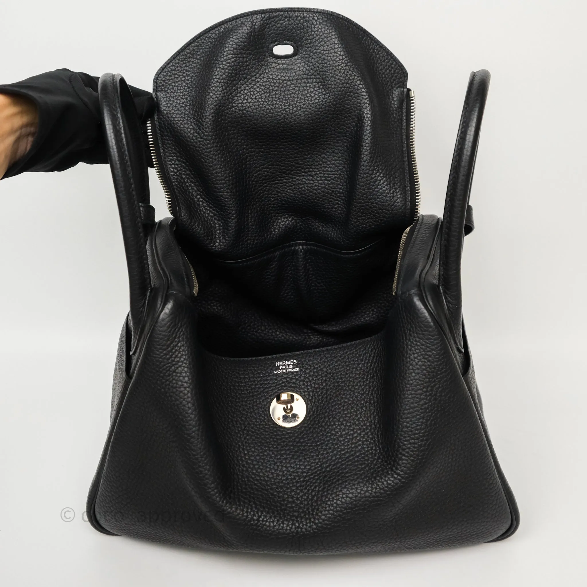 Herms Lindy 30 Black Clemence Palladium Hardware