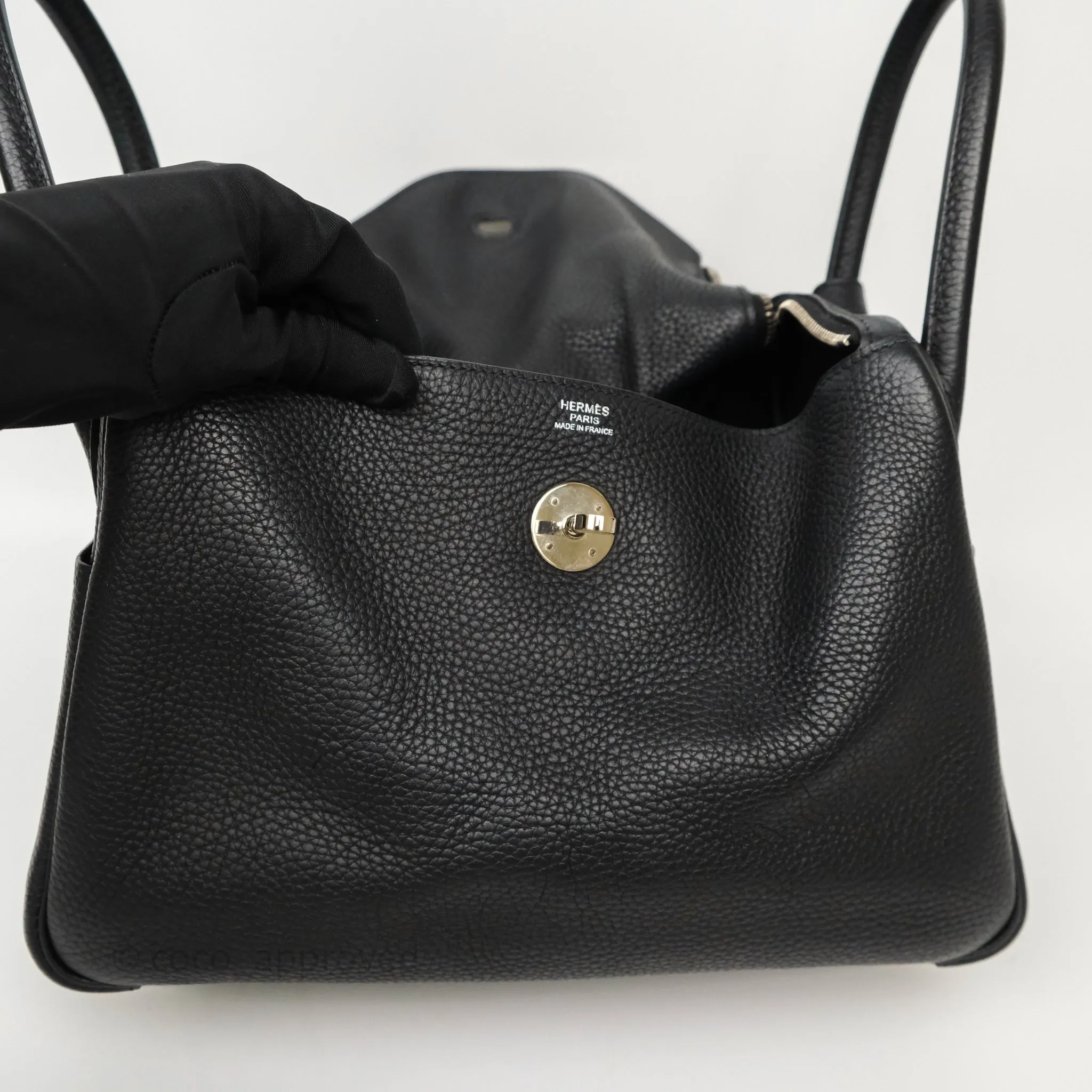 Herms Lindy 30 Black Clemence Palladium Hardware