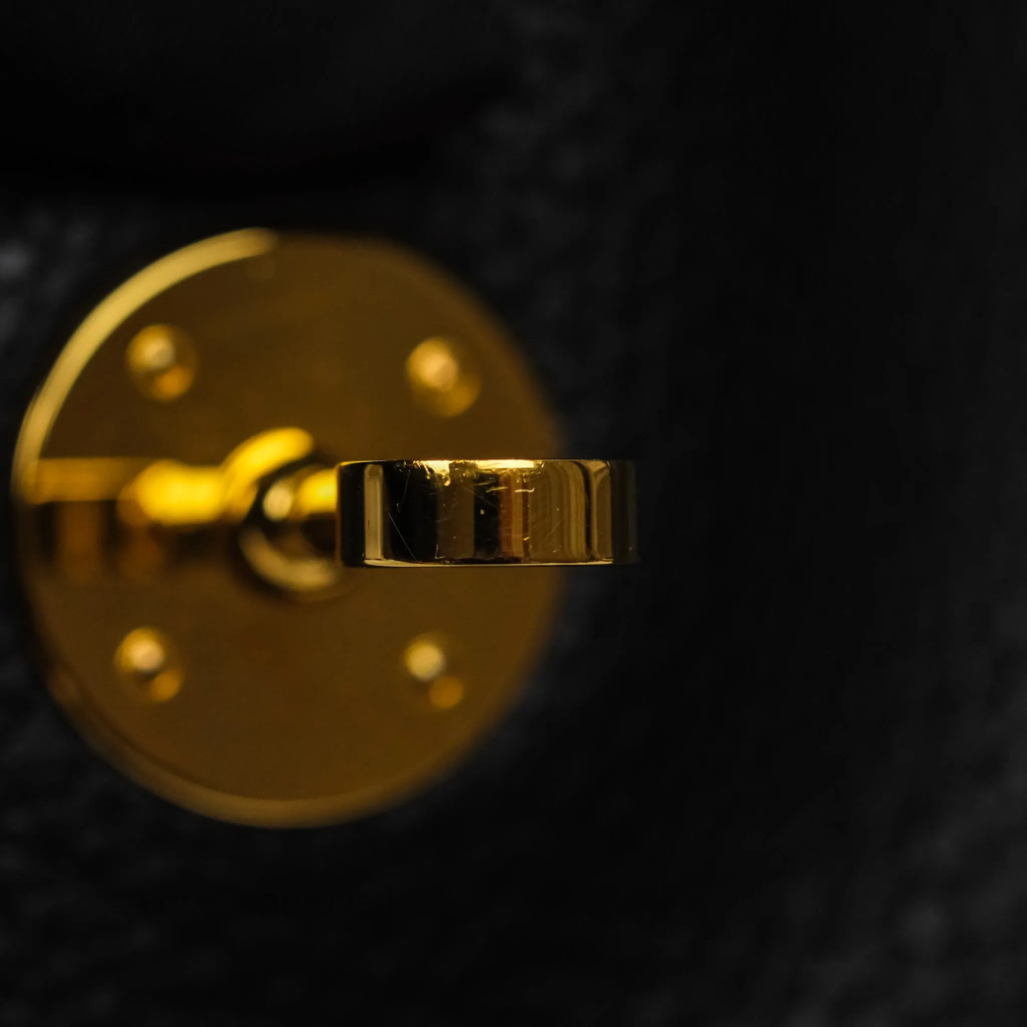 Herms Lindy 30 Black Noir 89 Clemence Gold Hardware