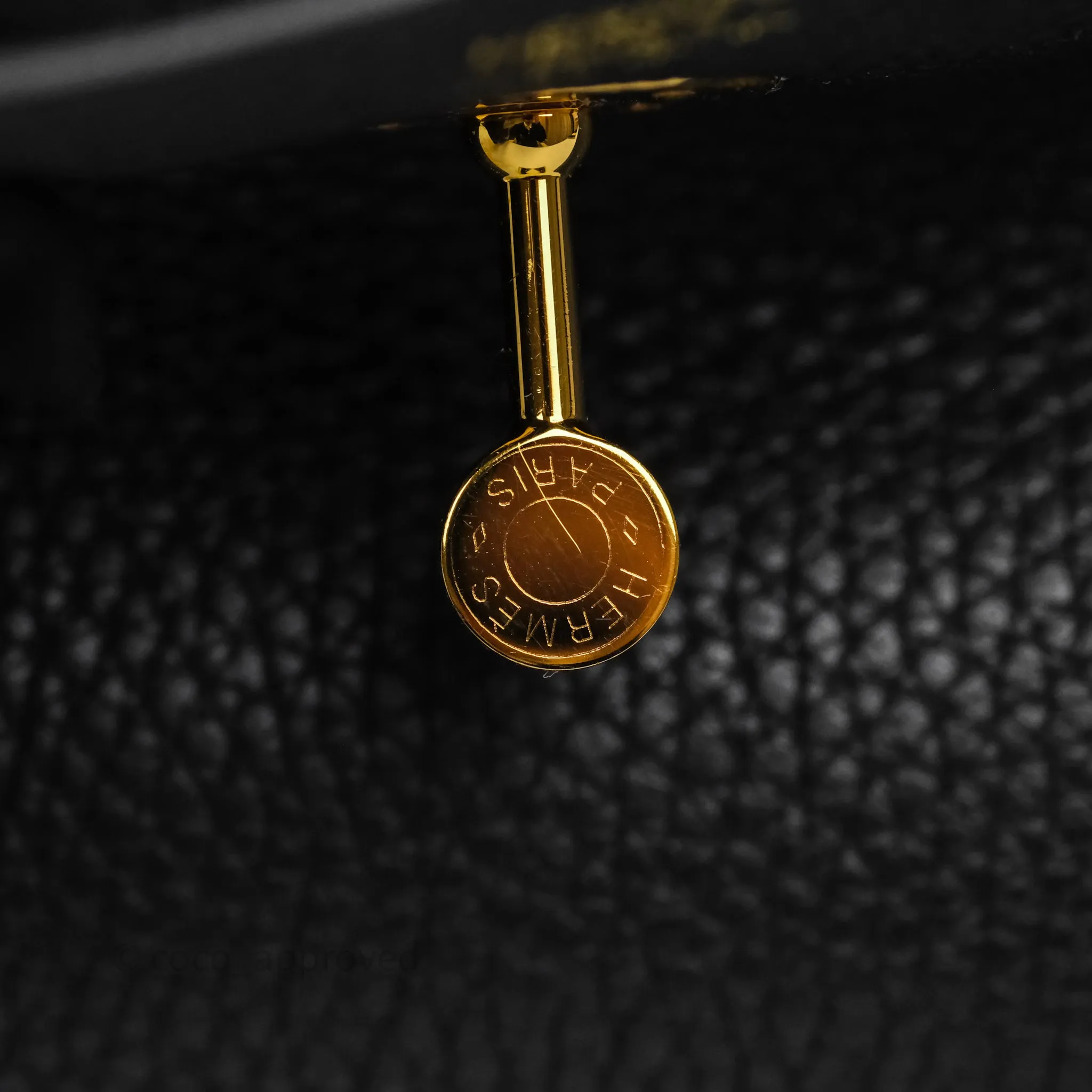 Herms Lindy 30 Black Noir 89 Clemence Gold Hardware