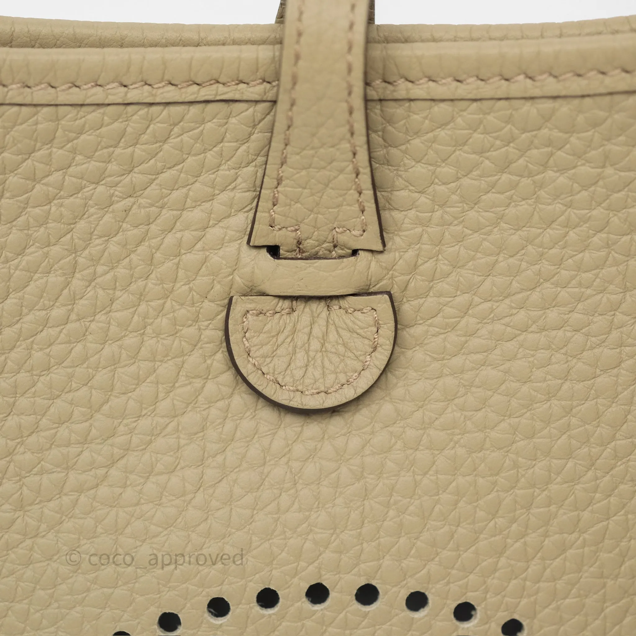 Herms Mini Evelyne 16 Beige Marfa 8Q Clemence Gold Hardware