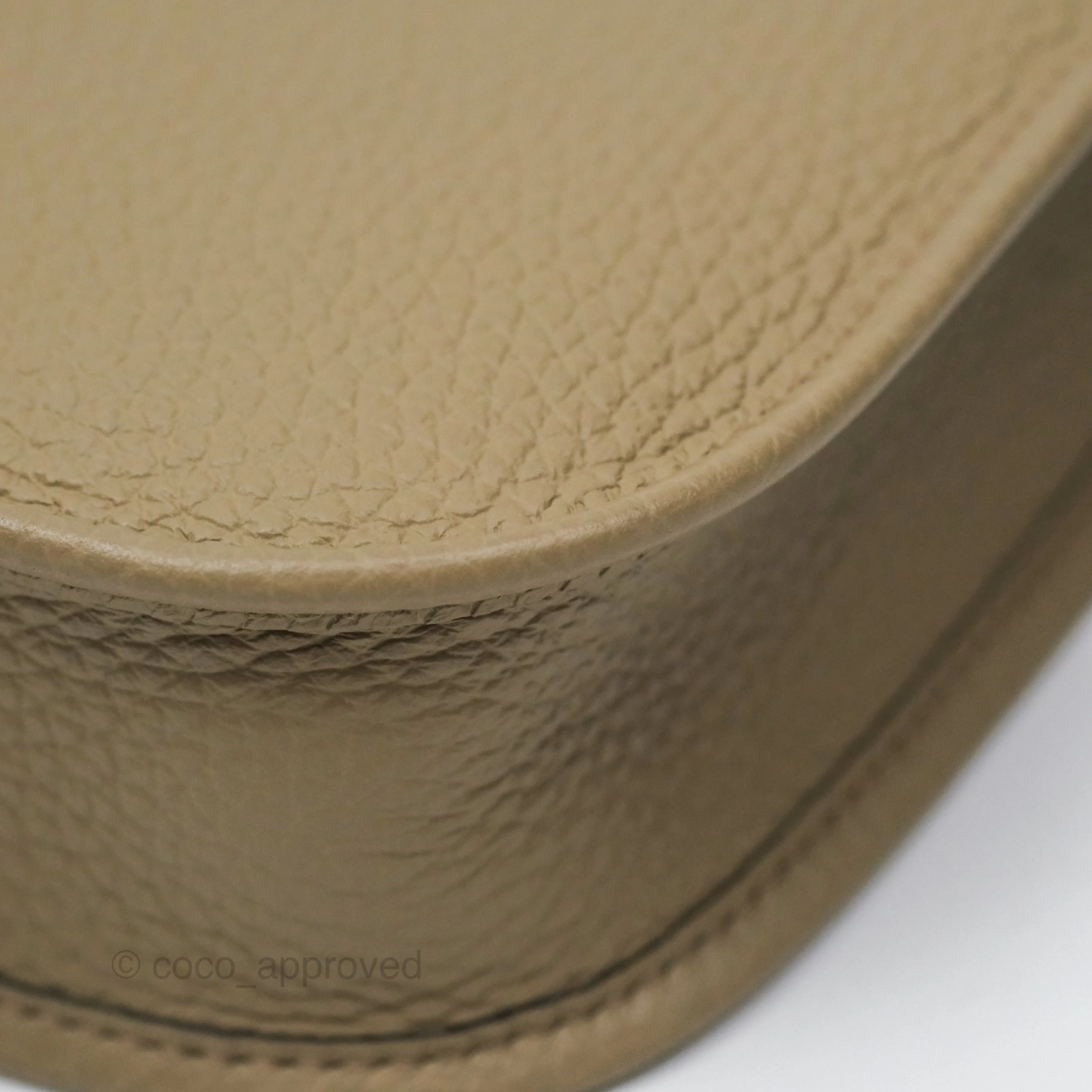 Herms Mini Evelyne 16 Beige Marfa 8Q Clemence Gold Hardware
