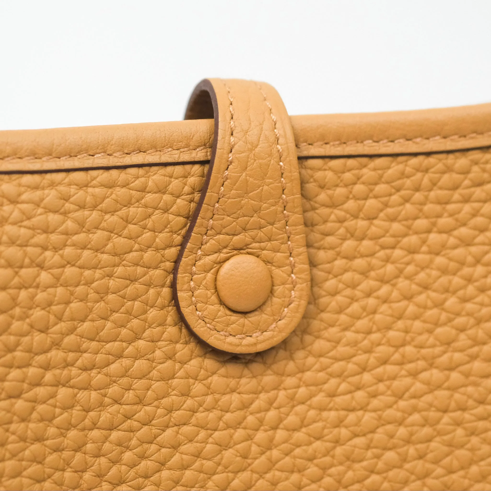 Herms Mini Evelyne 16 Biscuit 48 Clemence Gold Hardware
