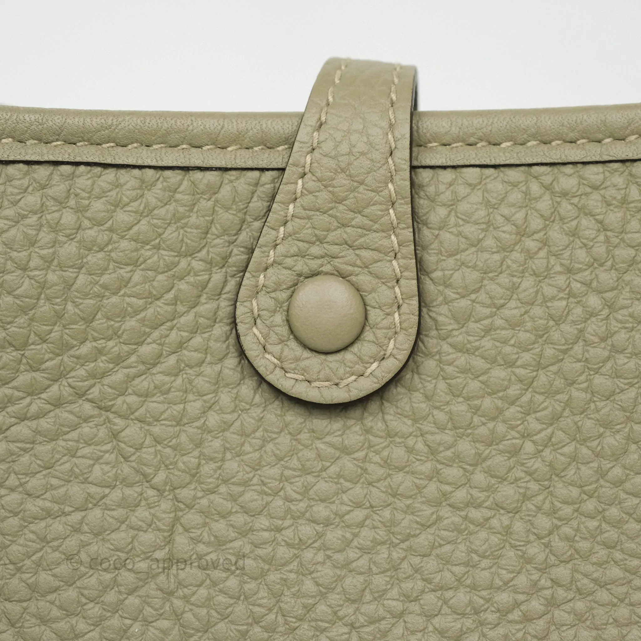 Herms Mini Evelyne 16 Sauge Q1 Clemence Gold Hardware