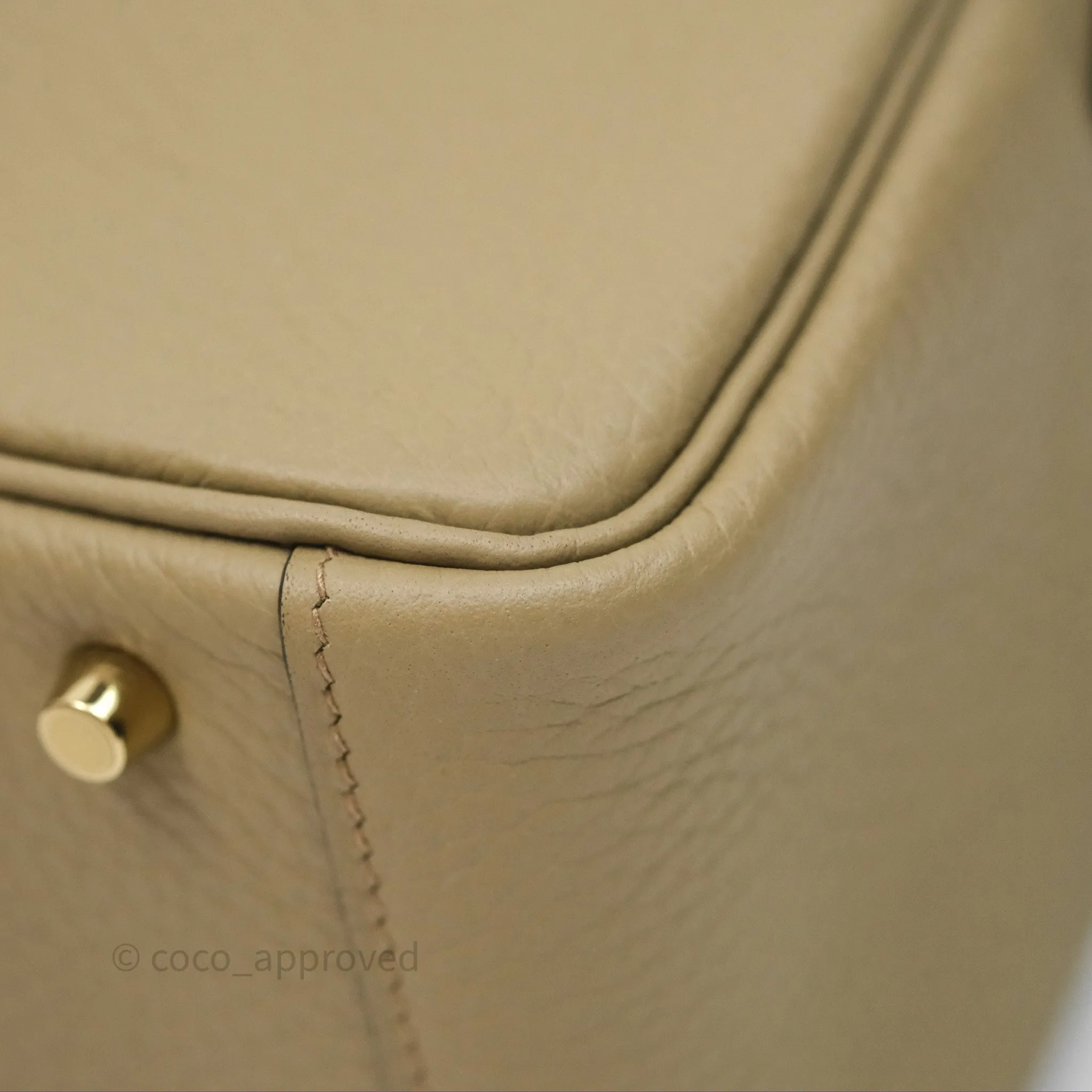 Herms Mini Lindy 20 Beige Marfa 8Q Clemence Gold Hardware