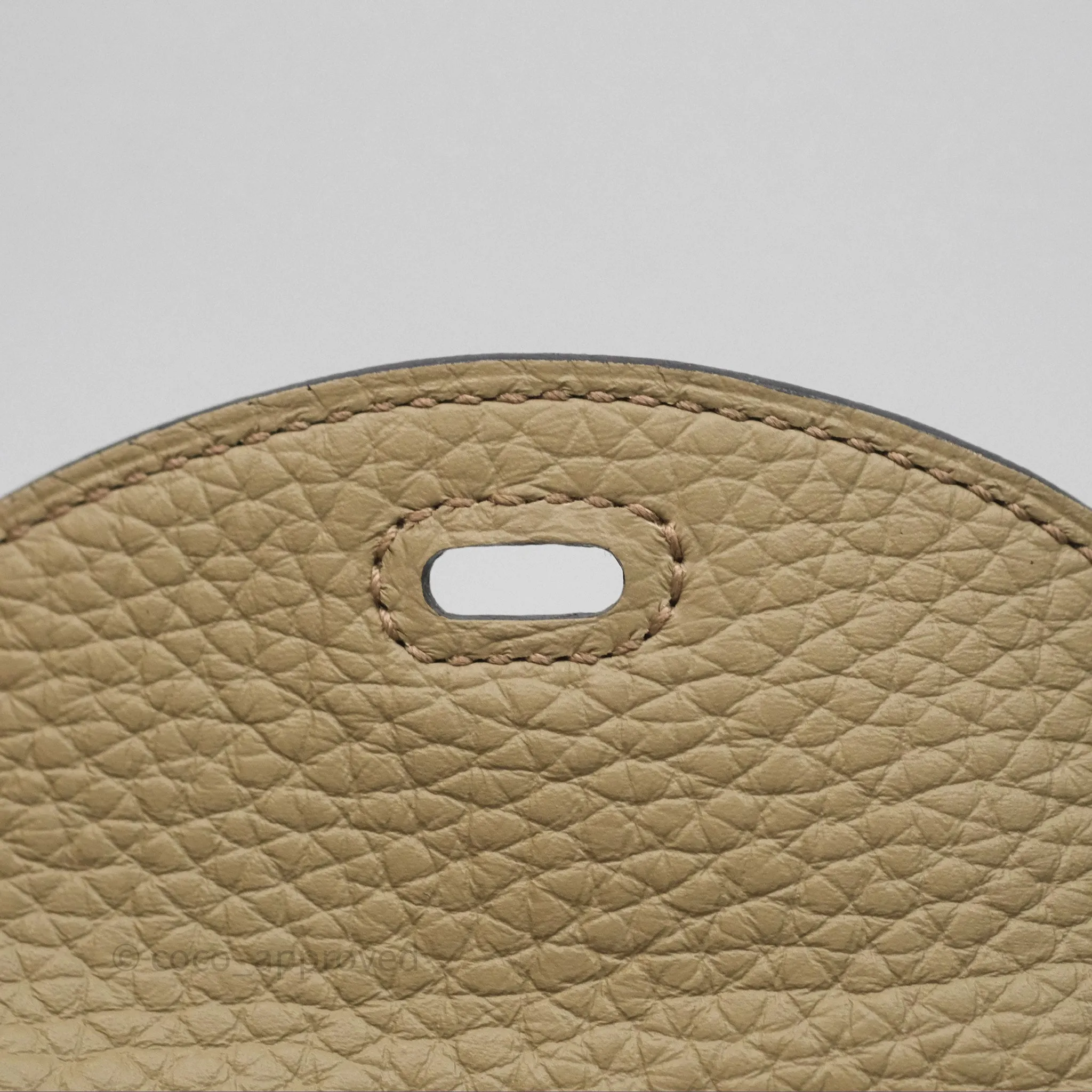 Herms Mini Lindy 20 Beige Marfa 8Q Clemence Gold Hardware