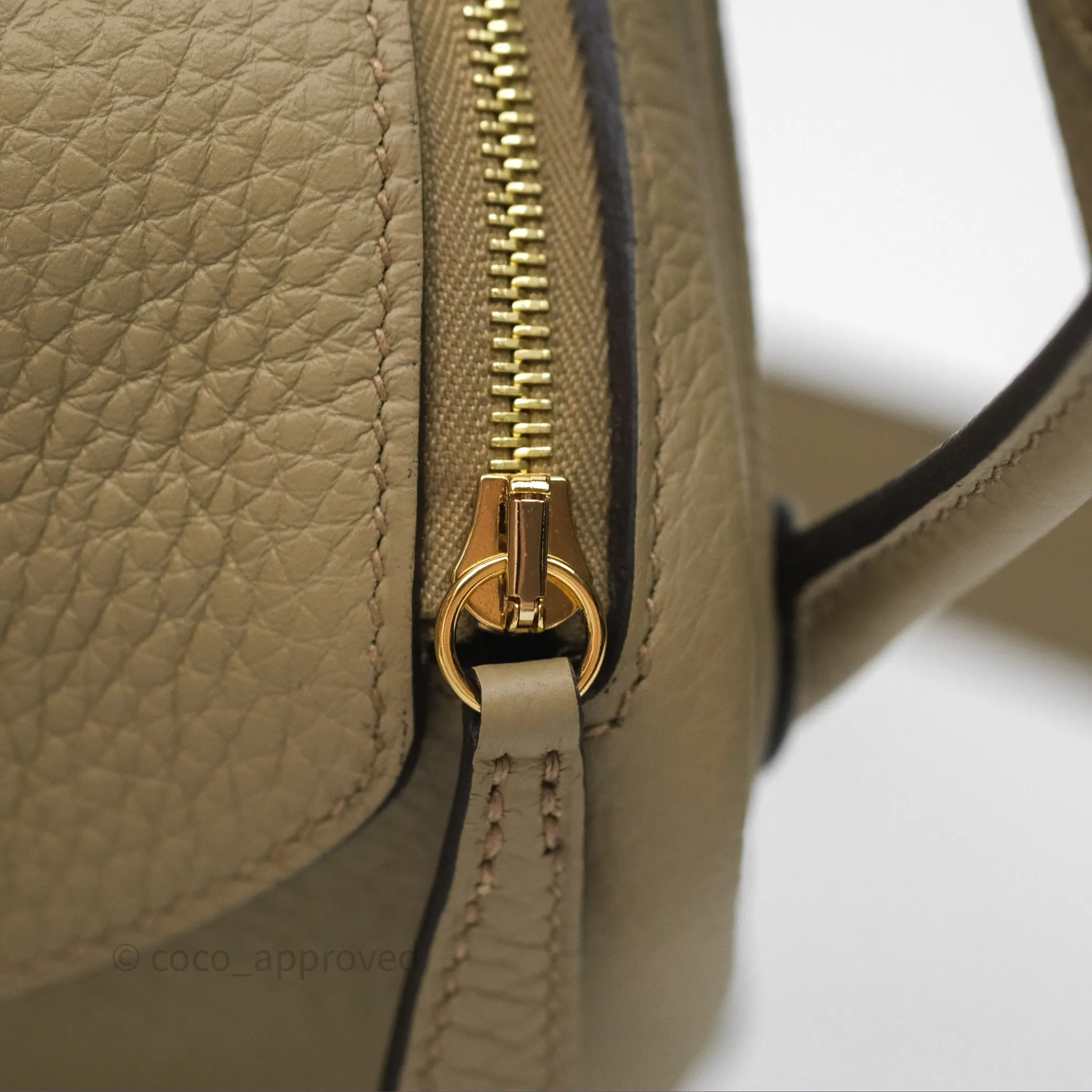 Herms Mini Lindy 20 Beige Marfa 8Q Clemence Gold Hardware