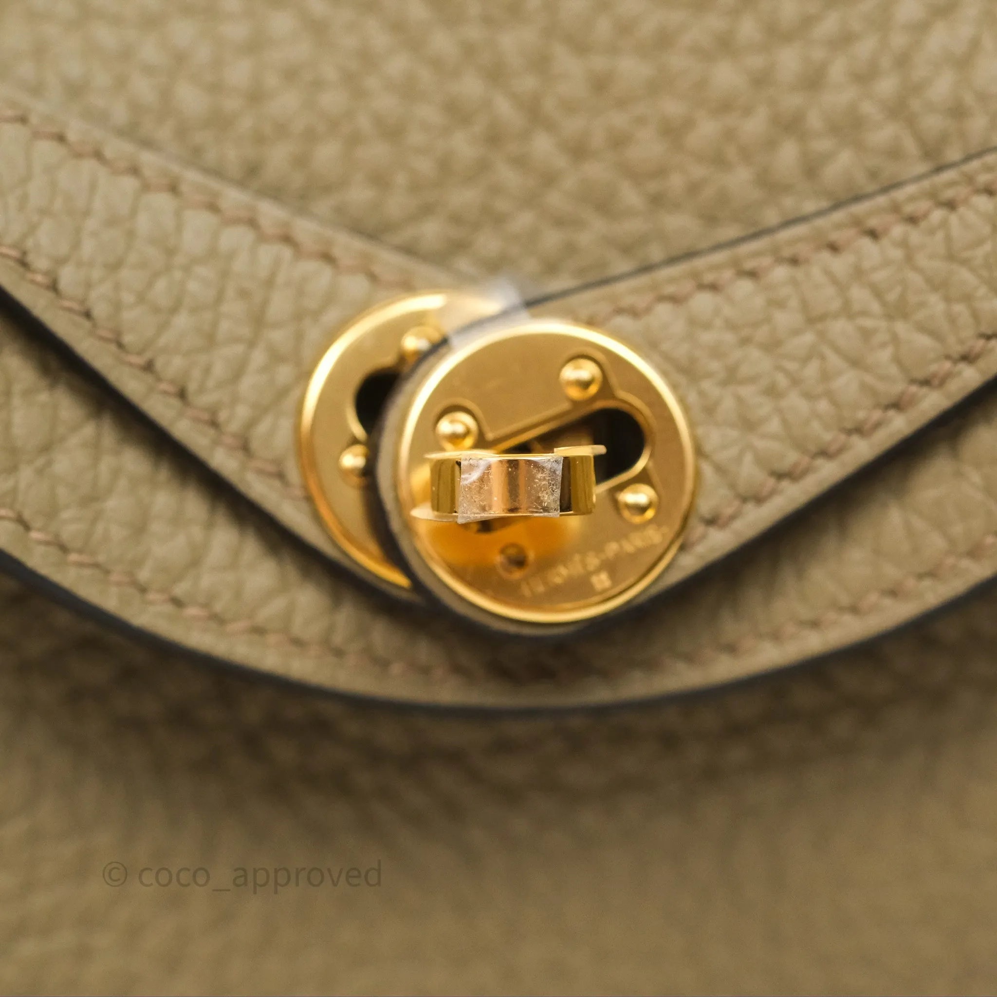 Herms Mini Lindy 20 Beige Marfa 8Q Clemence Gold Hardware