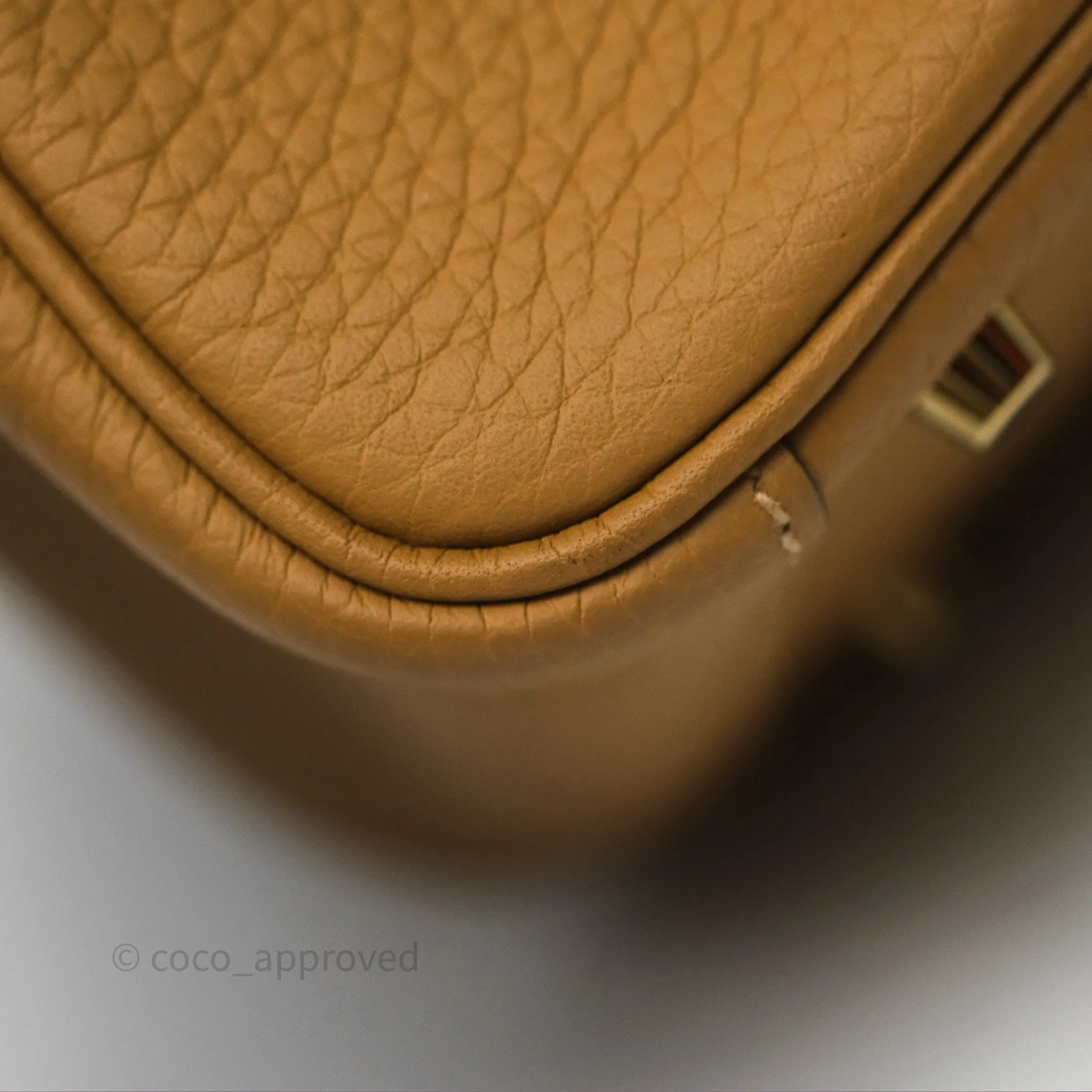 Herms Mini Lindy 20 Biscuit 4B Clemence Gold Hardware With Rodeo