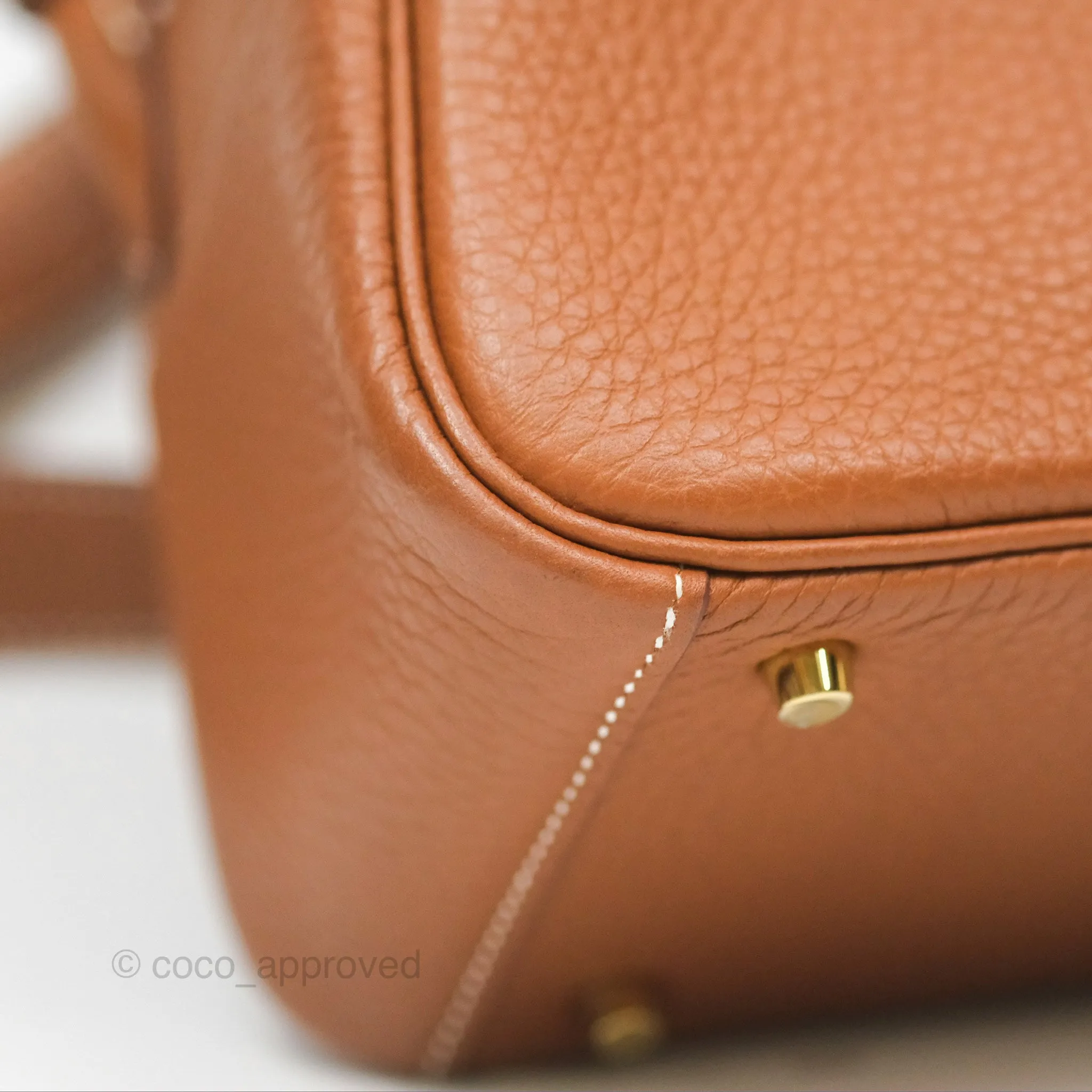 Herms Mini Lindy 20 Gold Clemence Gold Hardware