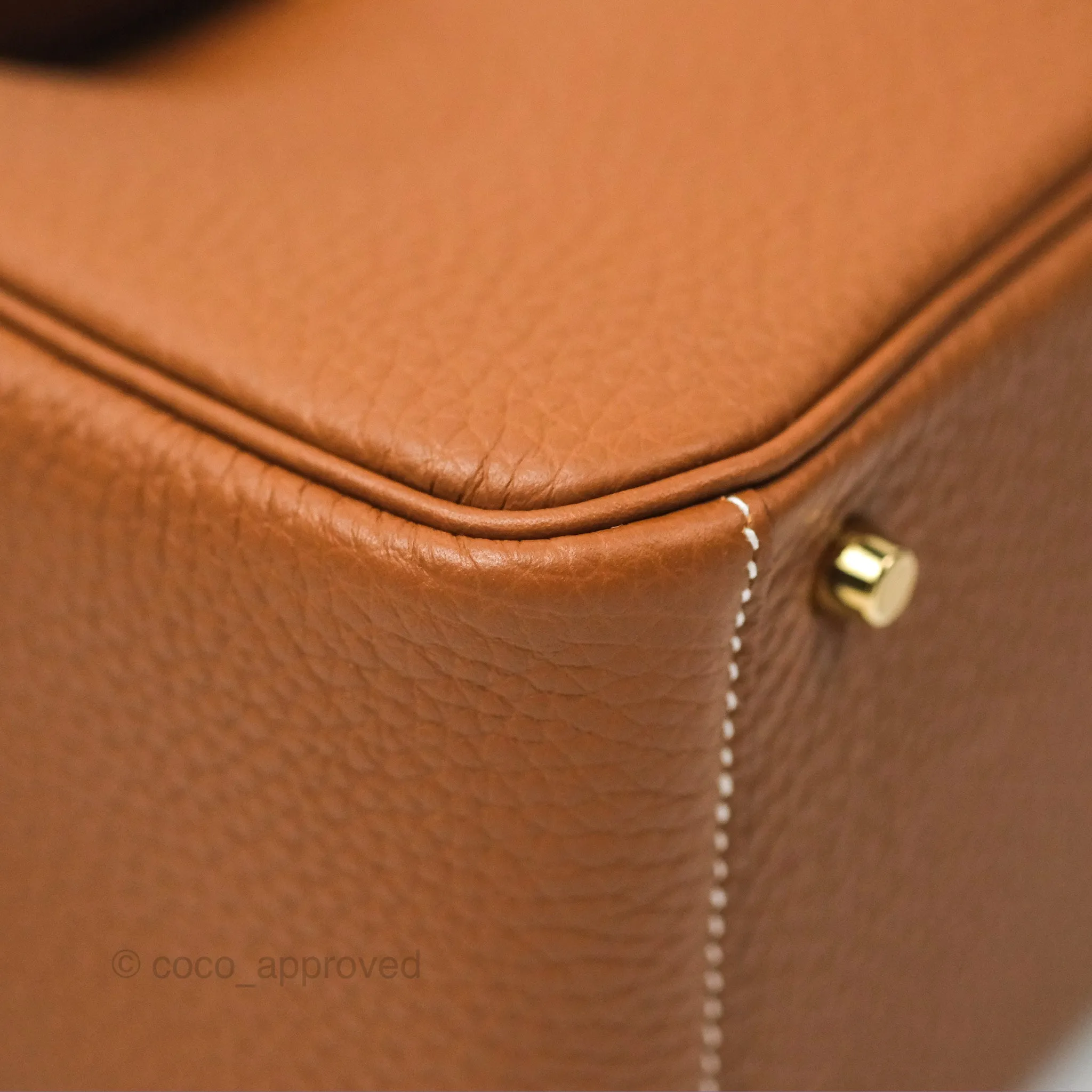 Herms Mini Lindy 20 Gold Clemence Gold Hardware