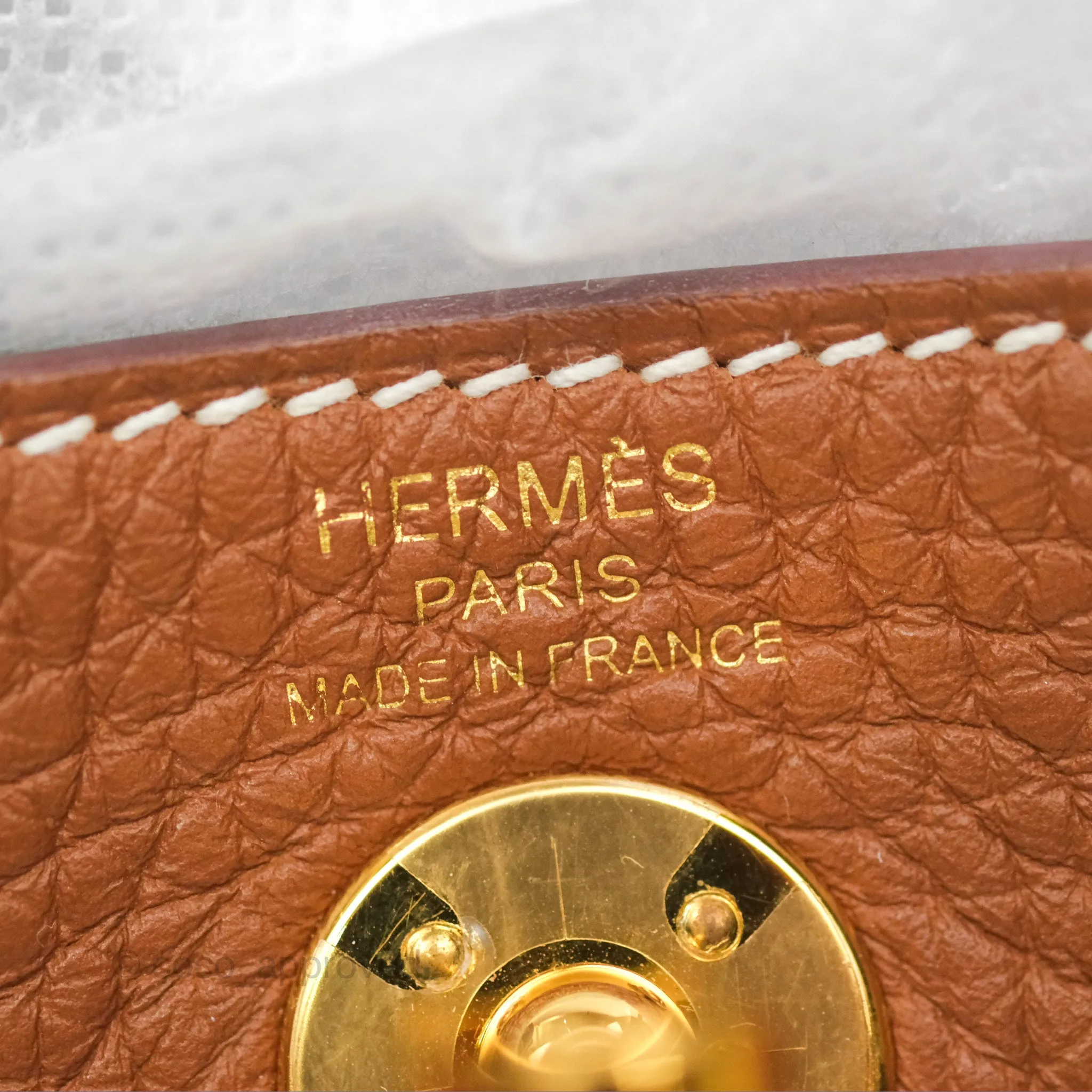 Herms Mini Lindy 20 Gold Clemence Gold Hardware