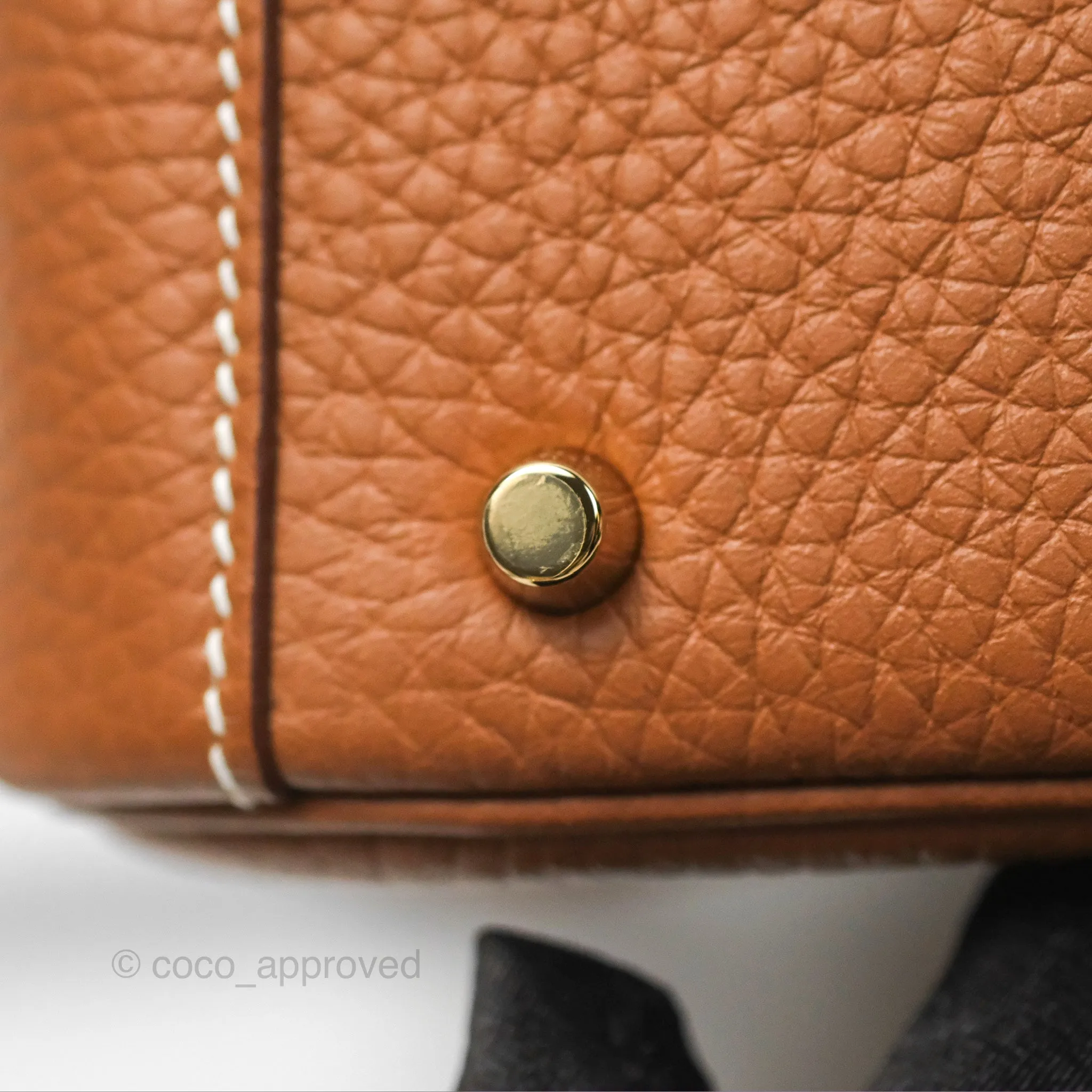 Herms Mini Lindy 20 Gold Clemence Gold Hardware