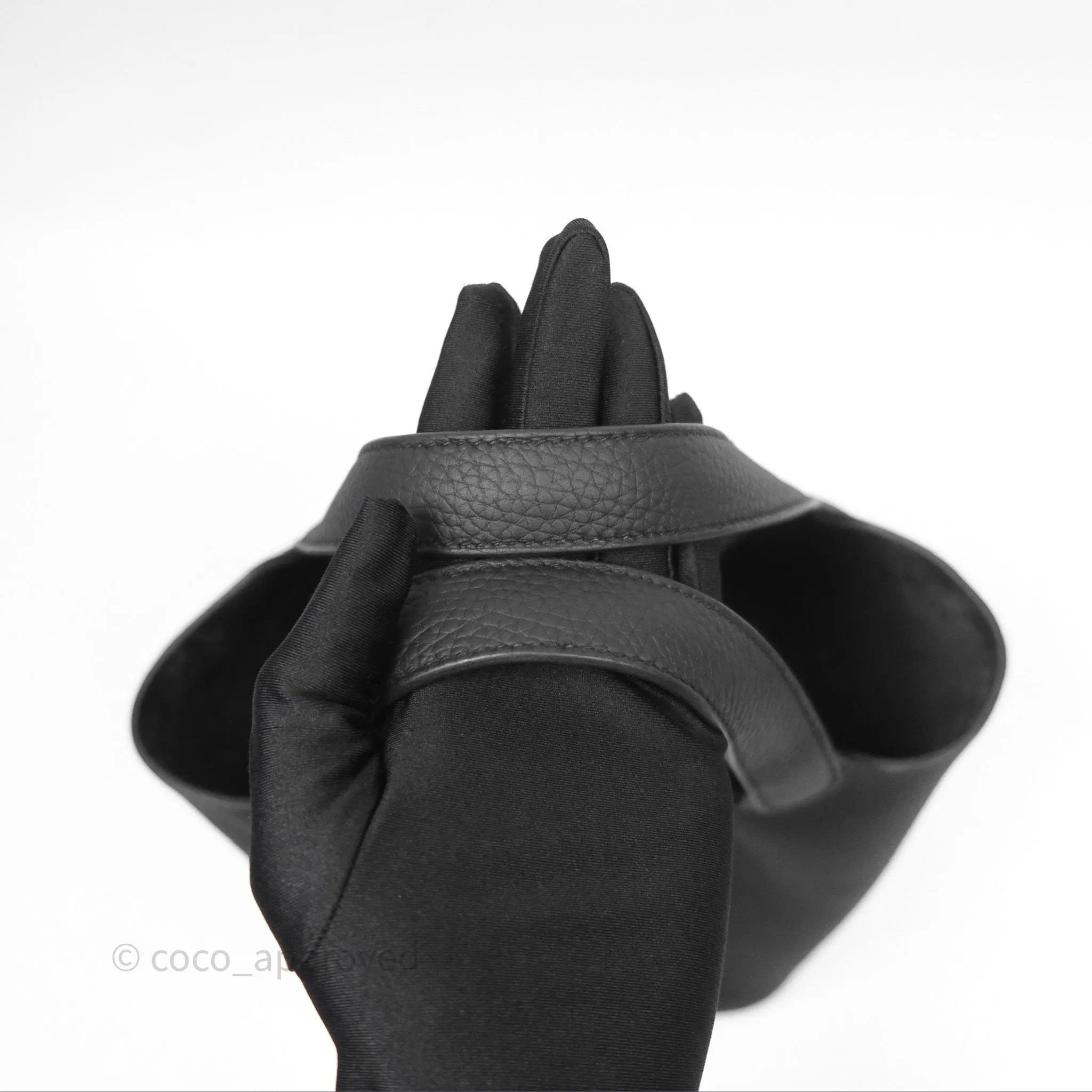 Herms Picotin Lock 18 Black Noir 89 Taurillon Clemence Gold Hardware