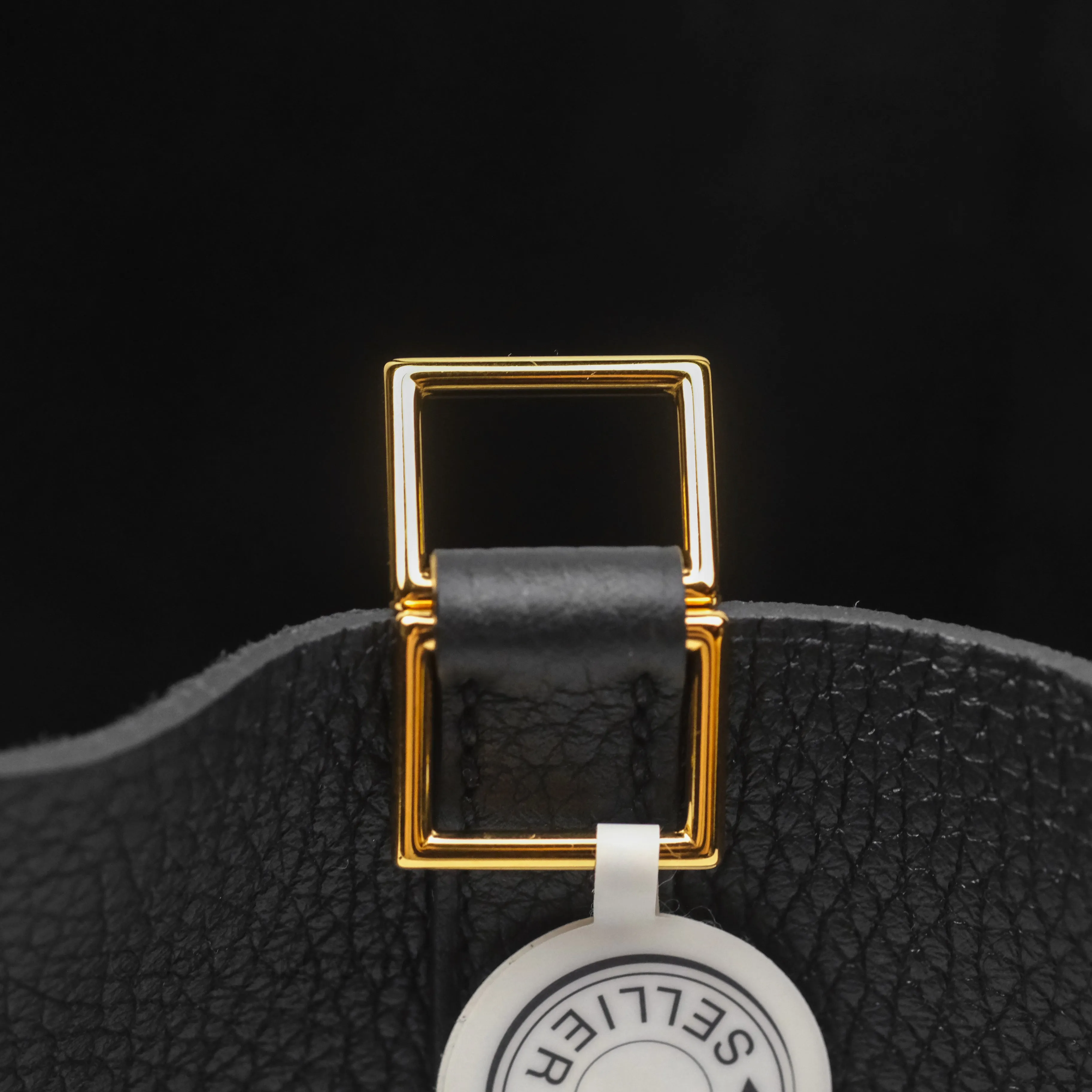 Herms Picotin Lock 18 Noir 89 Taurillon Clemence Gold Hardware