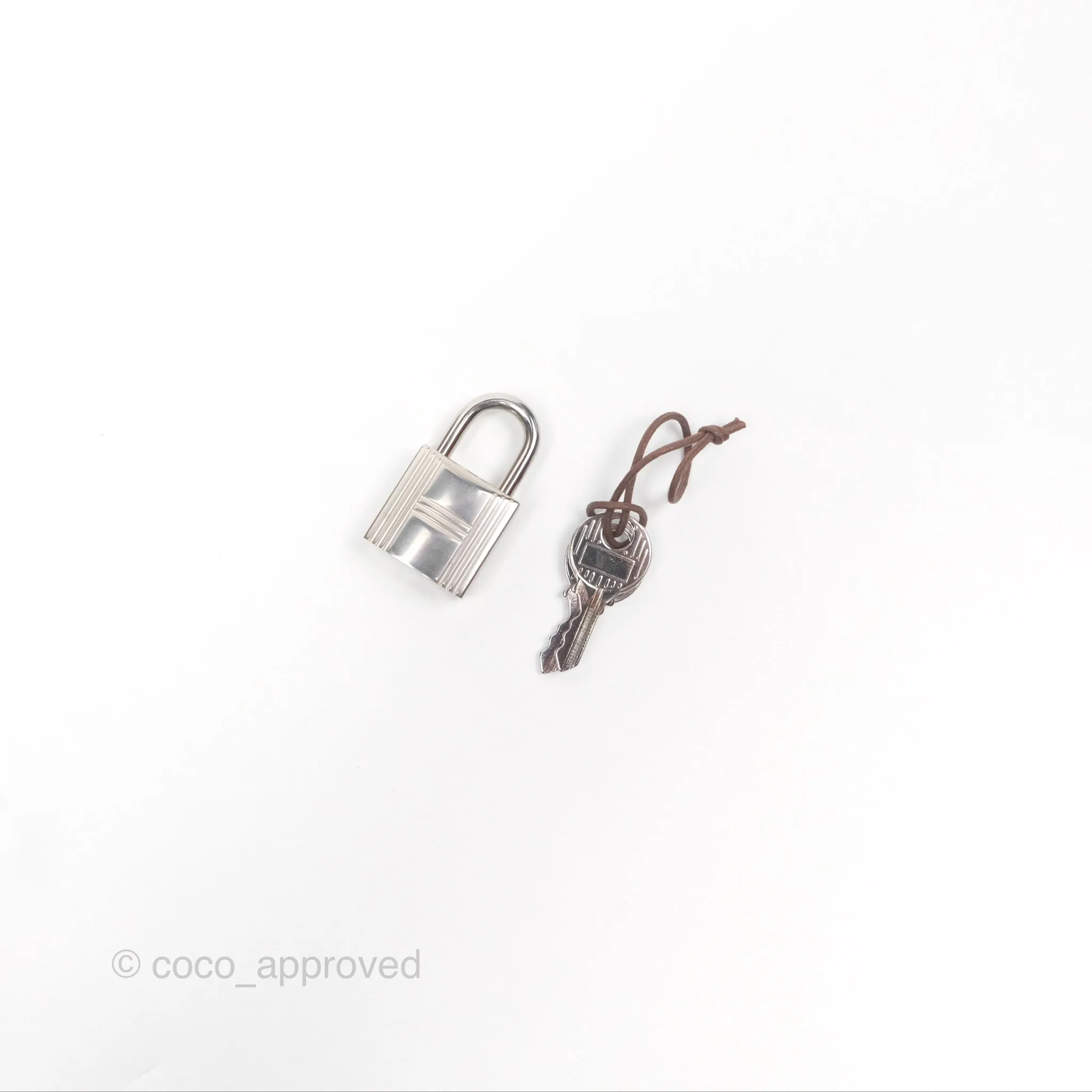 Herms Picotin Lock 22 Etoupe Clemence Palladium Hardware