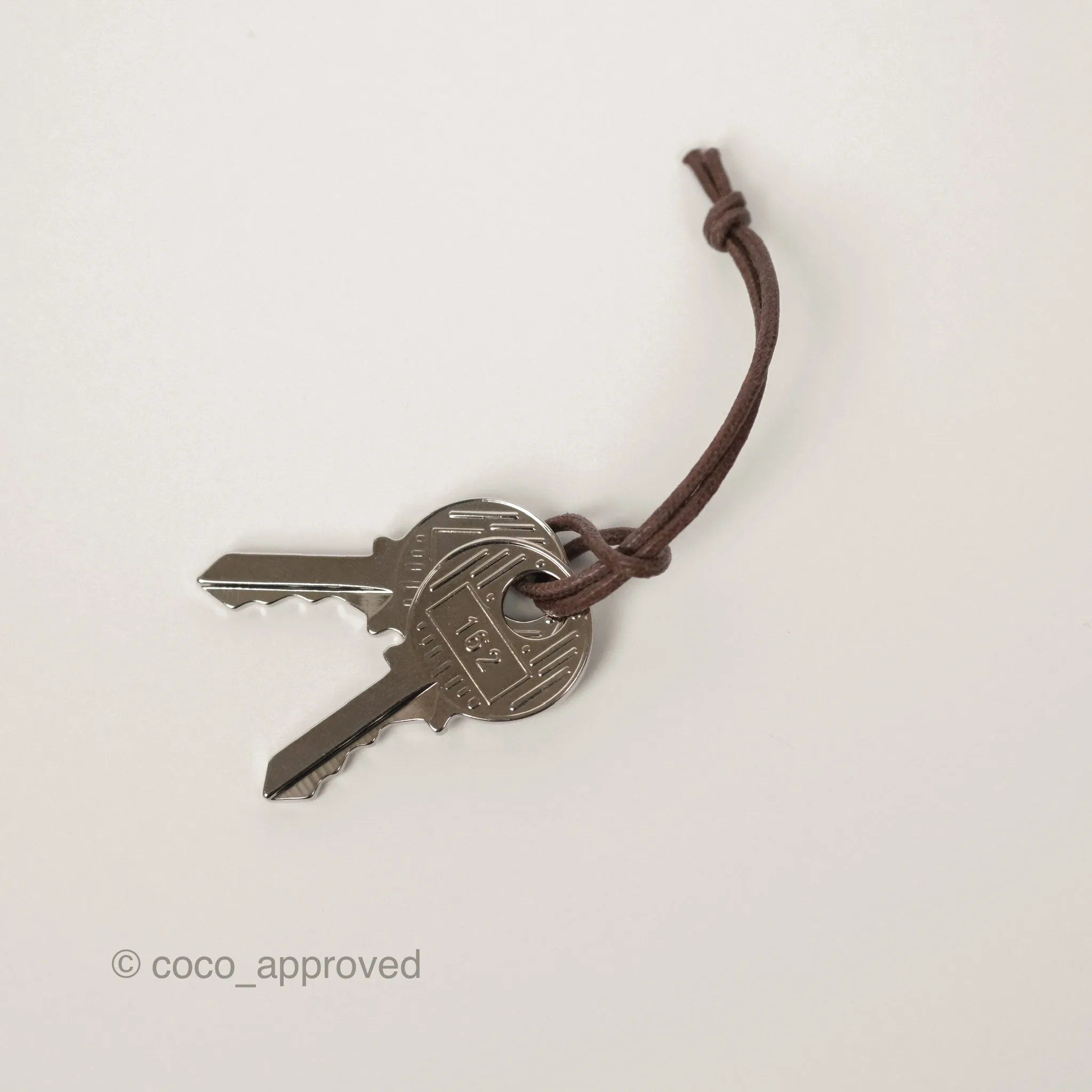 Herms Picotin Lock 22 Rose Shocking 5R Taurillon Maurice Palladium Hardware