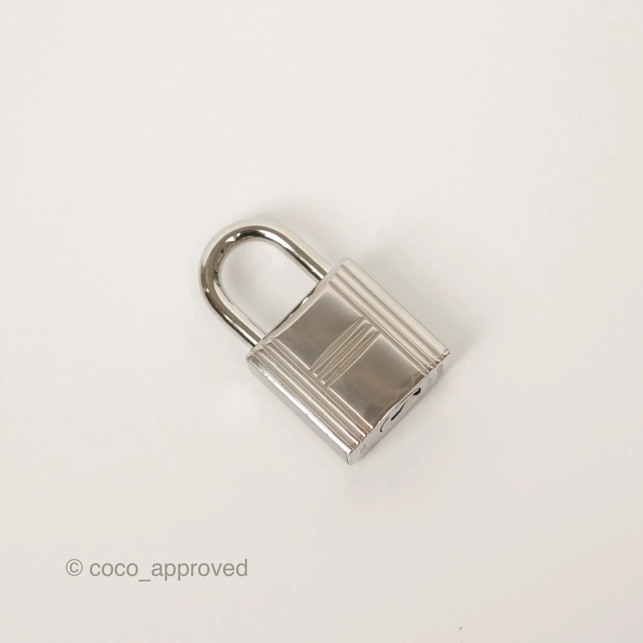 Herms Picotin Lock 22 Rose Shocking 5R Taurillon Maurice Palladium Hardware