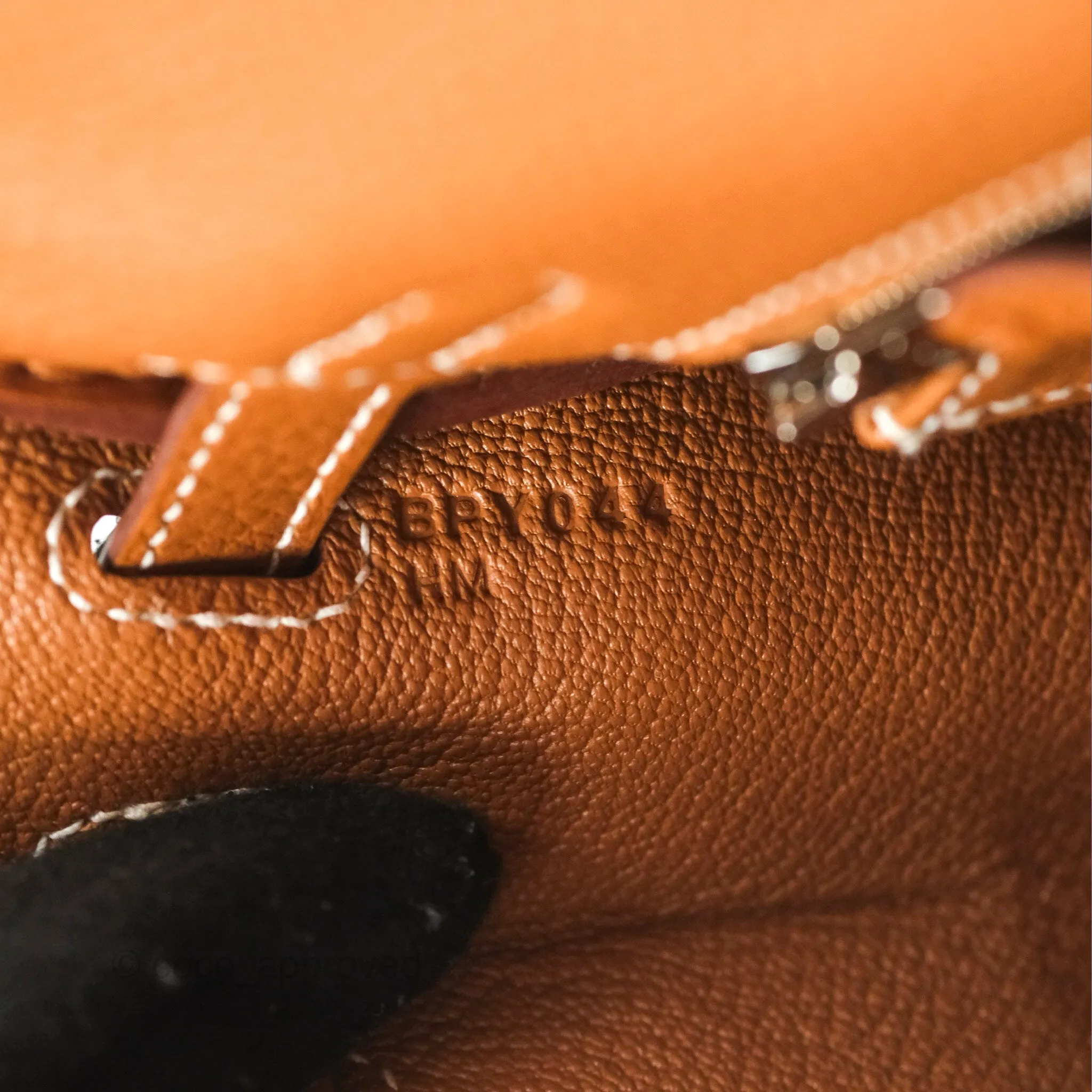 Herms Retourne Kelly 25 Gold Togo Palladium Hardware