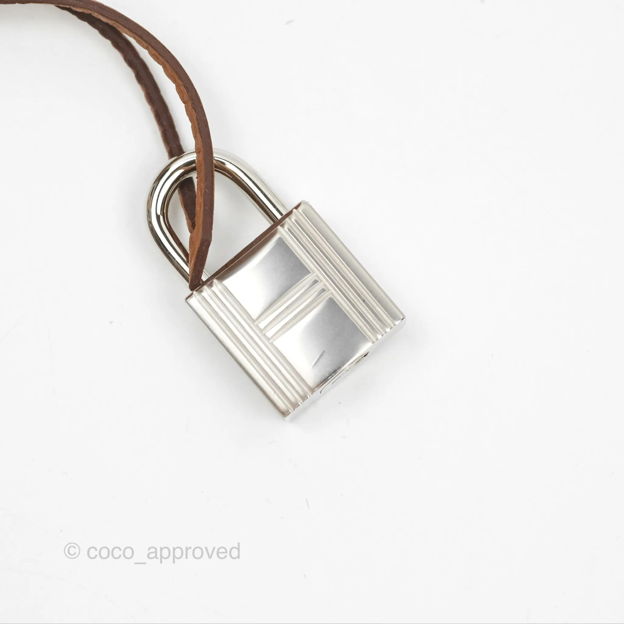 Herms Retourne Kelly 25 Gold Togo Palladium Hardware
