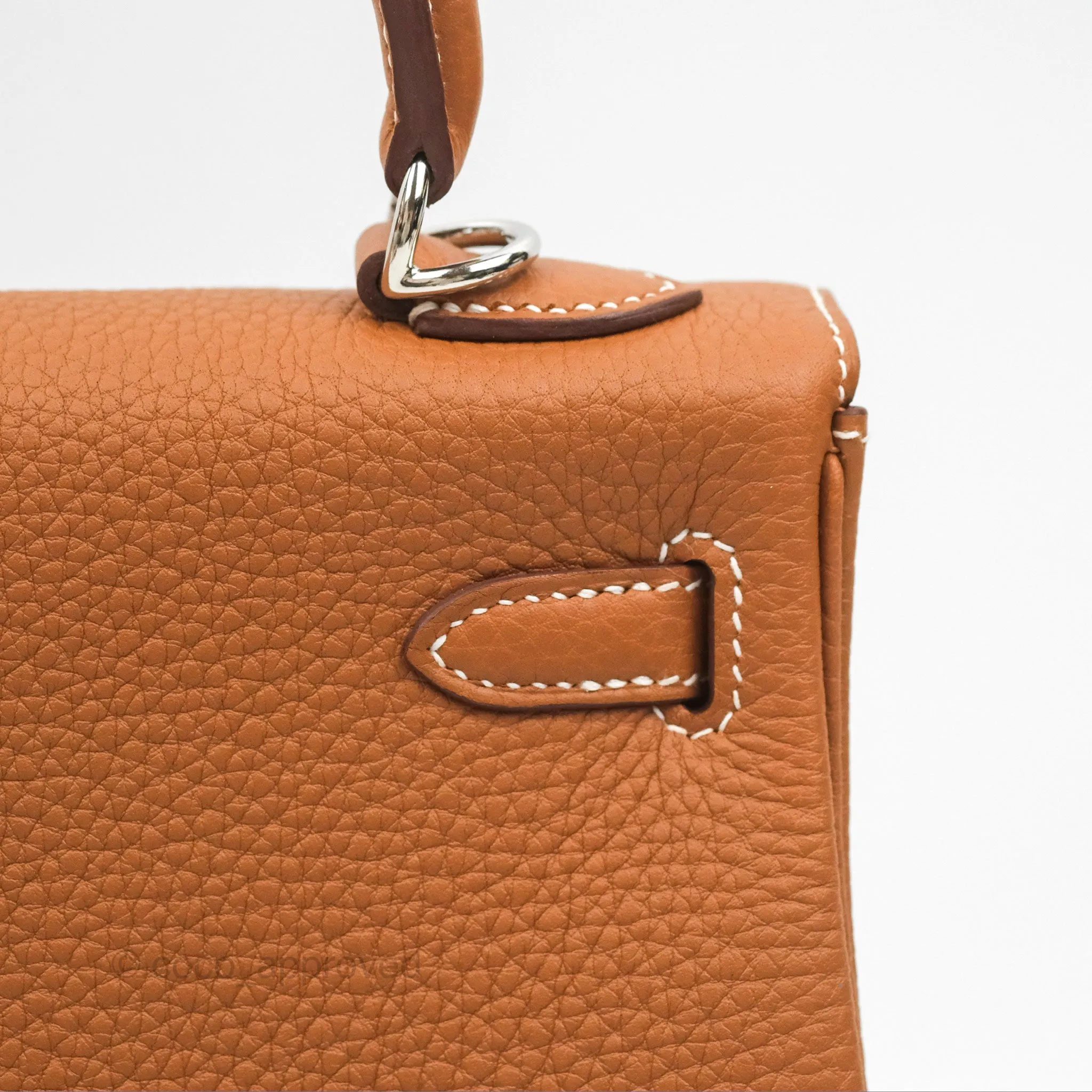 Herms Retourne Kelly 25 Gold Togo Palladium Hardware