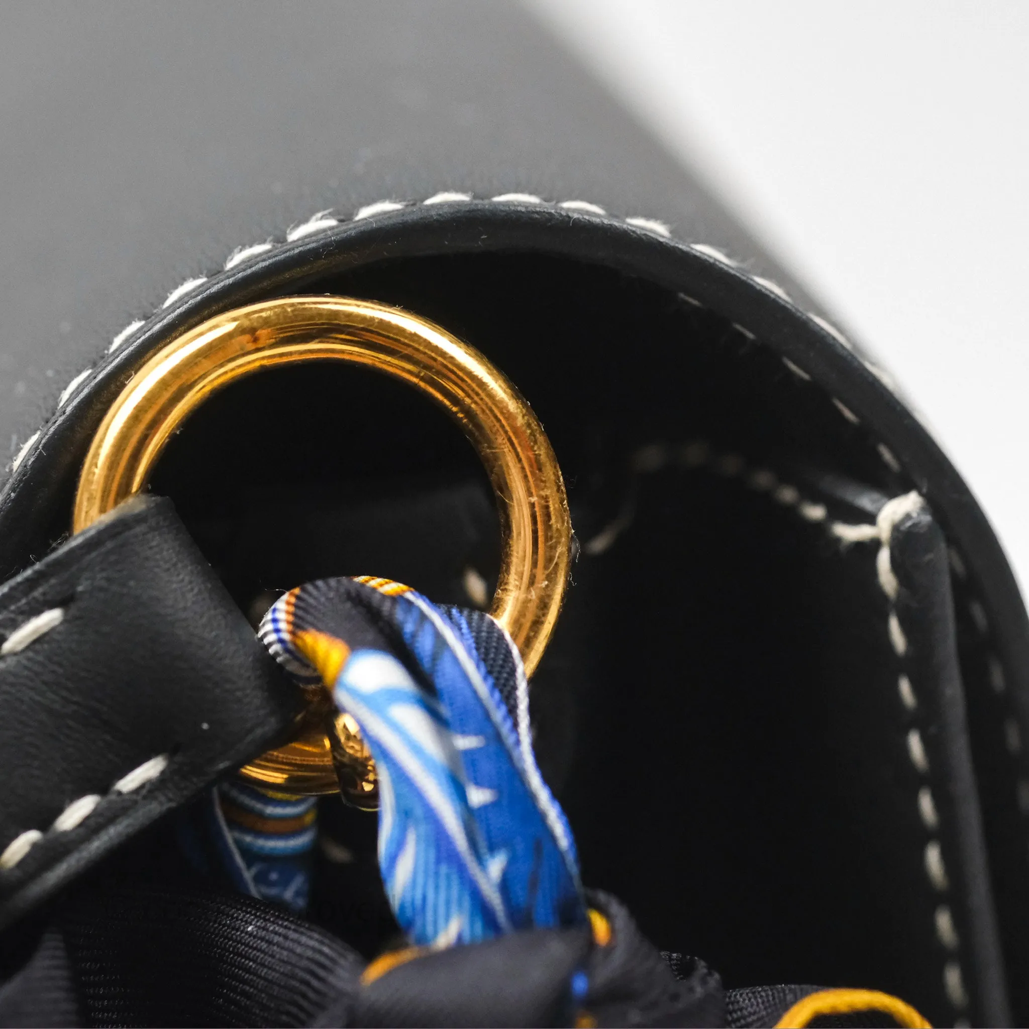 Herms Roulis 23 Noir 89 Sombrero Gold Hardware