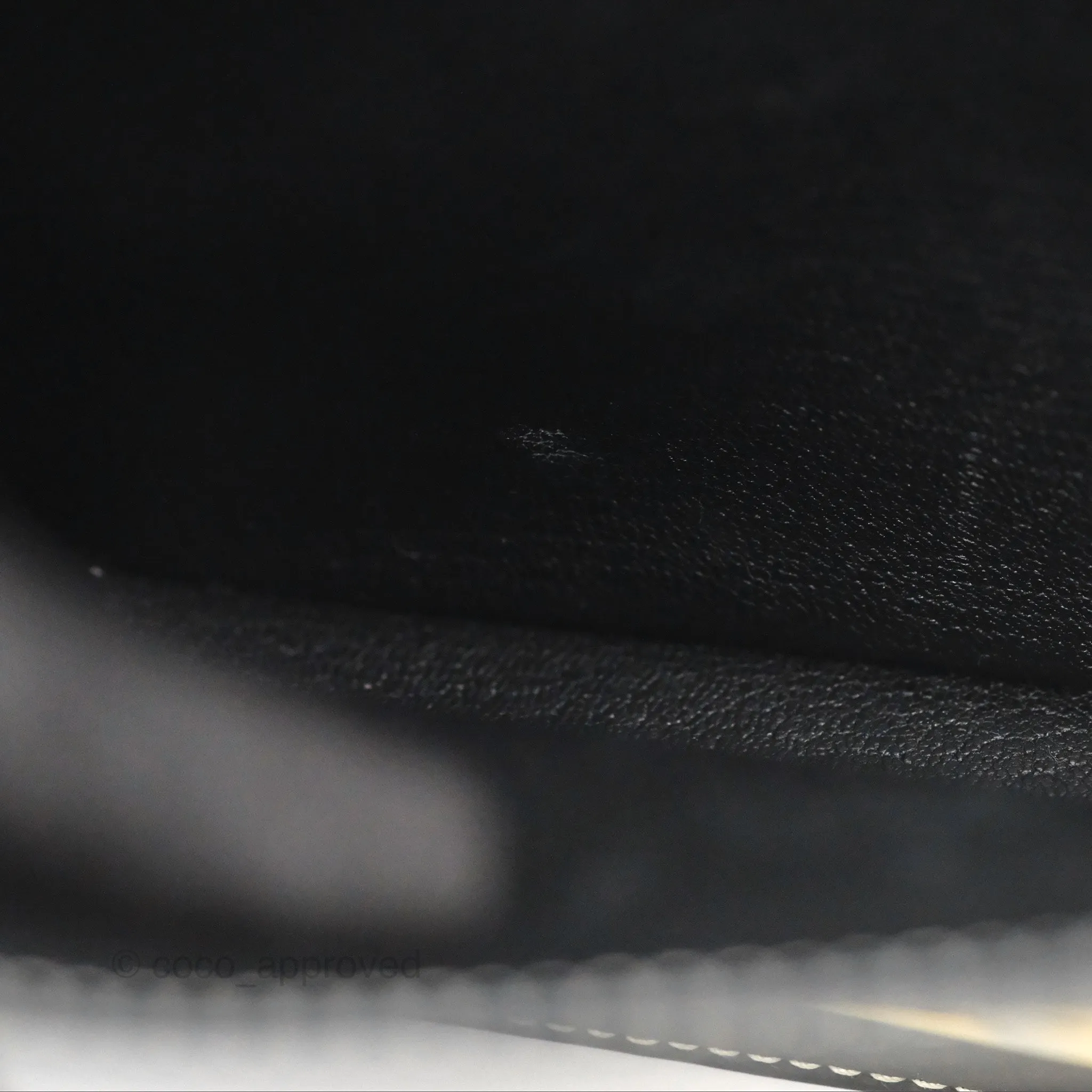 Herms Roulis 23 Noir 89 Sombrero Gold Hardware