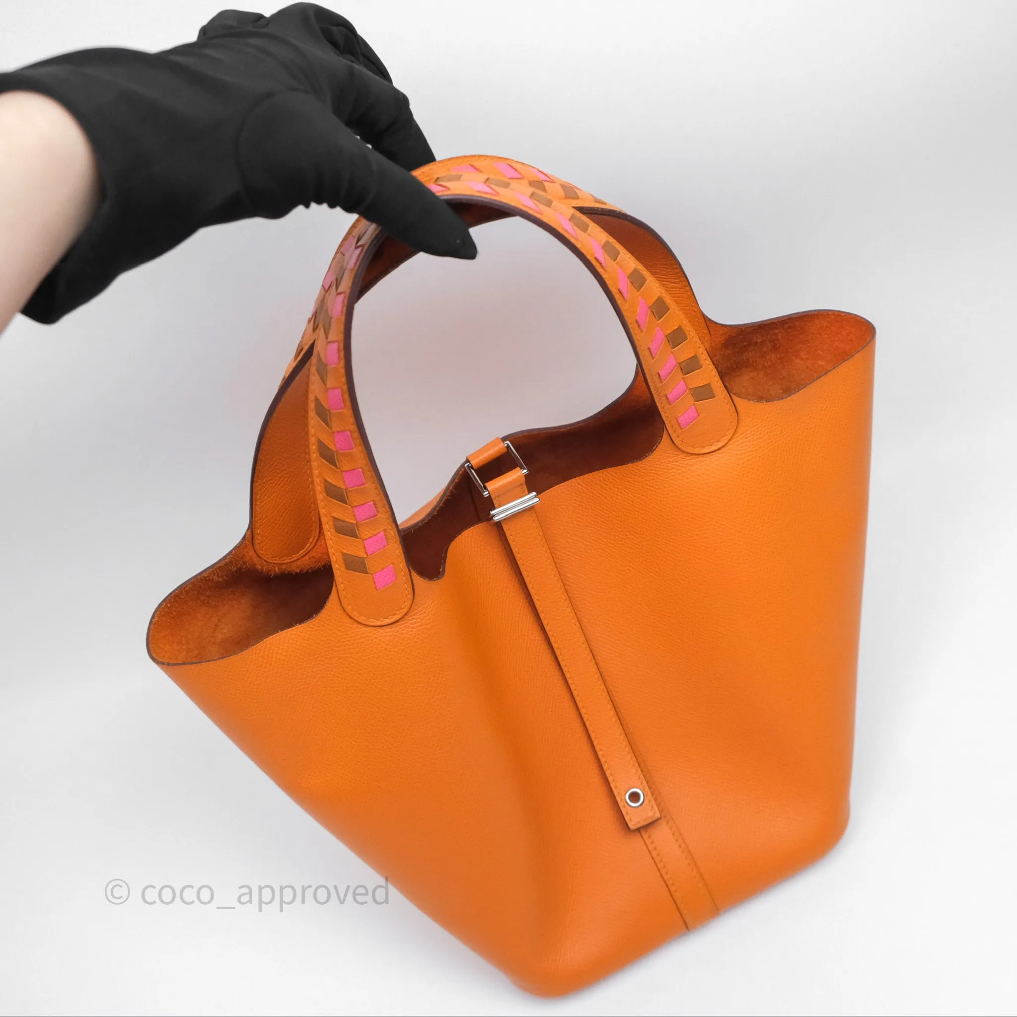 Herms Tressage De Cuir Picotin Lock 22 Abricot I9/ Rose Azale 8W/ Gold 37 Epsom Palladium Hardware