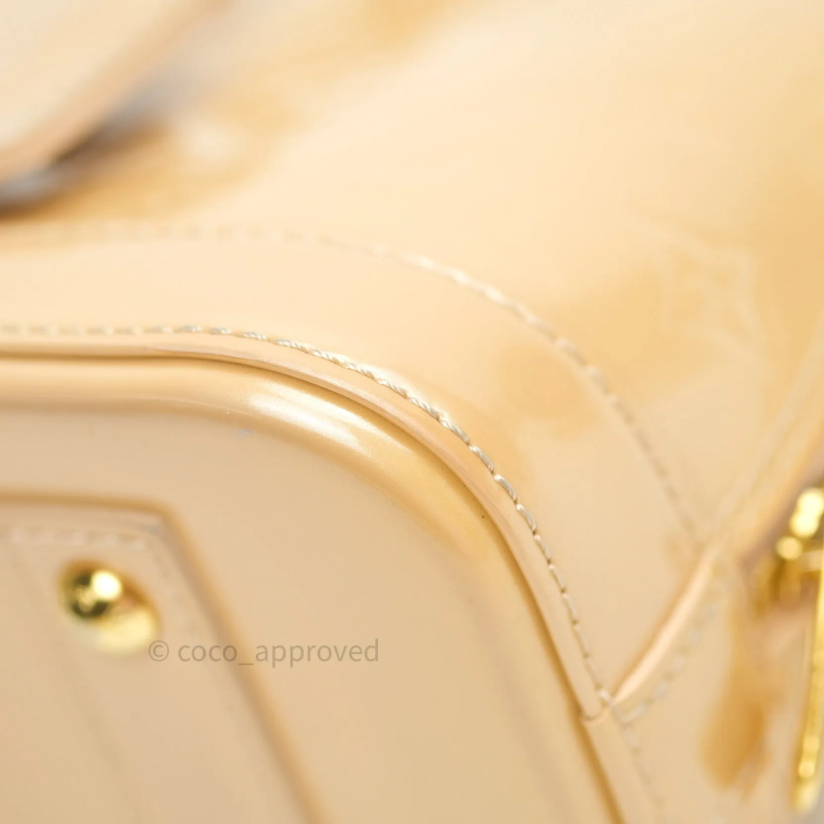 Louis Vuitton Alma BB Beige Monogram Vernis Leather