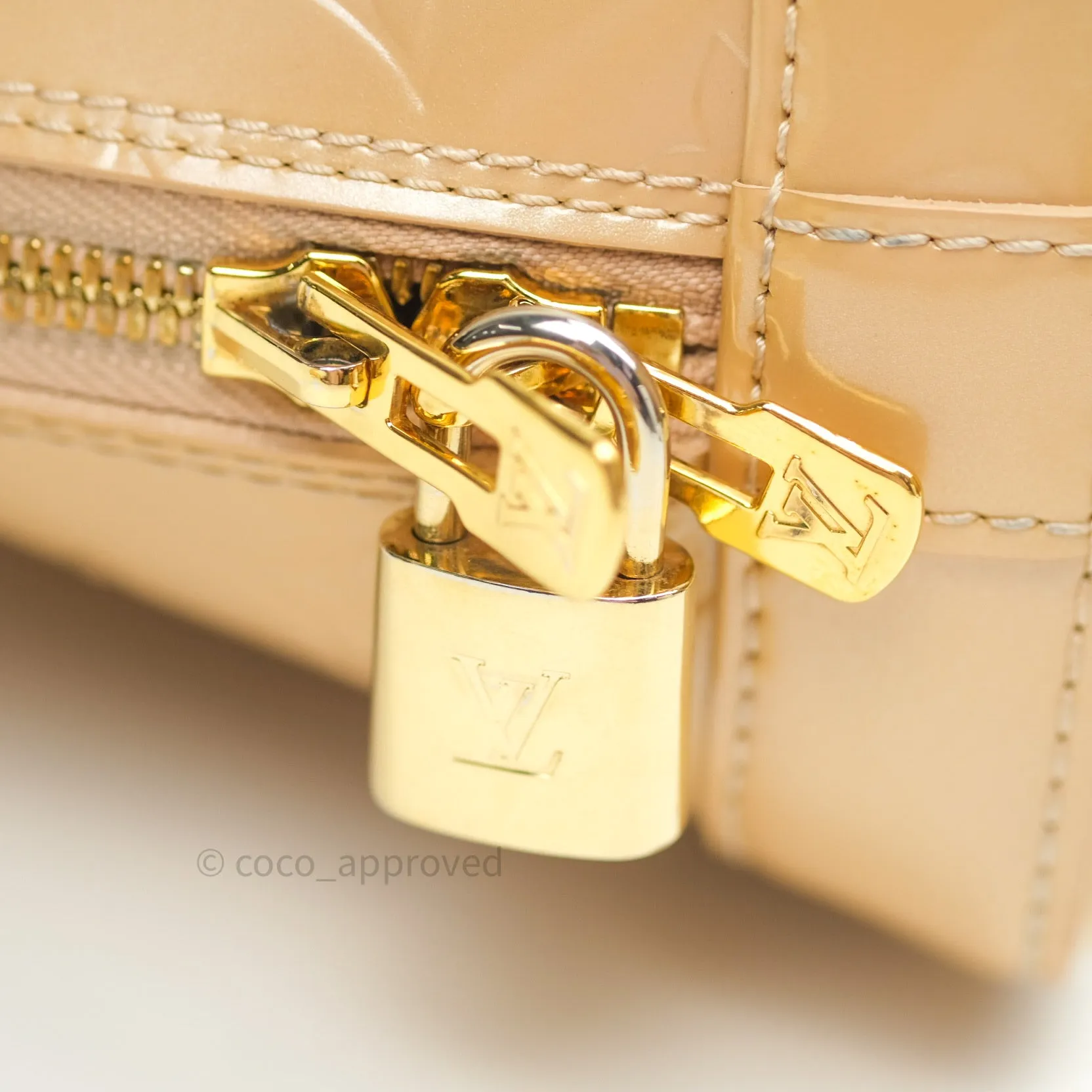 Louis Vuitton Alma BB Beige Monogram Vernis Leather