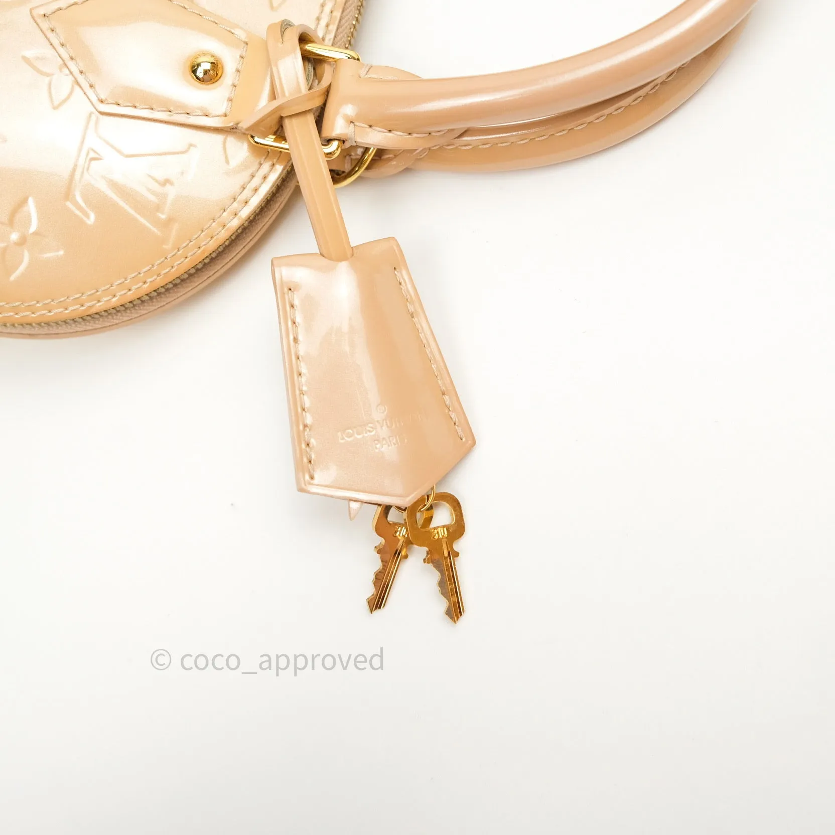 Louis Vuitton Alma BB Beige Monogram Vernis Leather