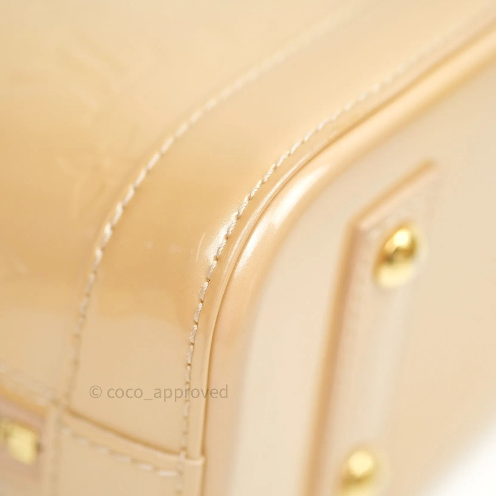 Louis Vuitton Alma BB Beige Monogram Vernis Leather