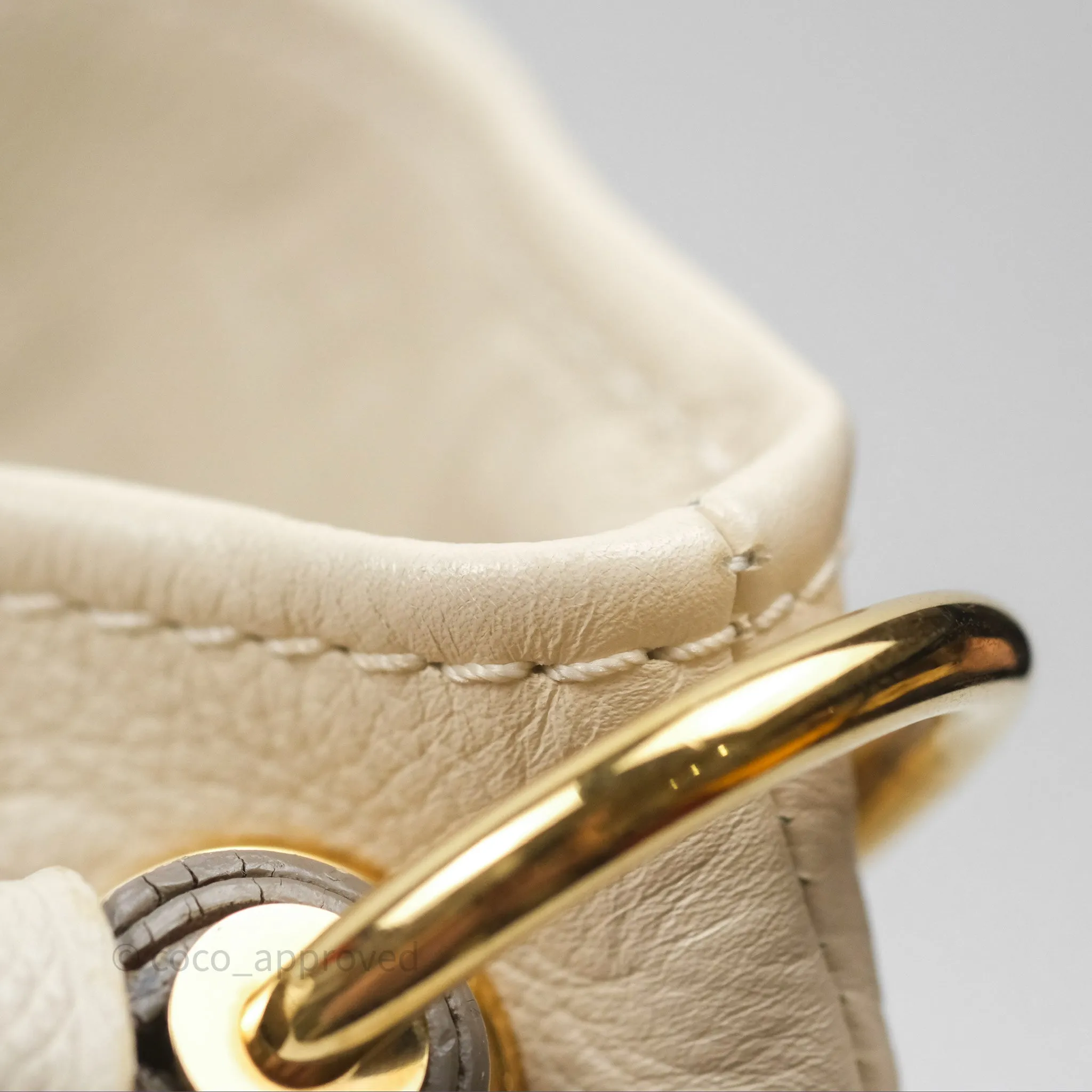 Louis Vuitton Artsy Monogram Empreinte MM Ivory