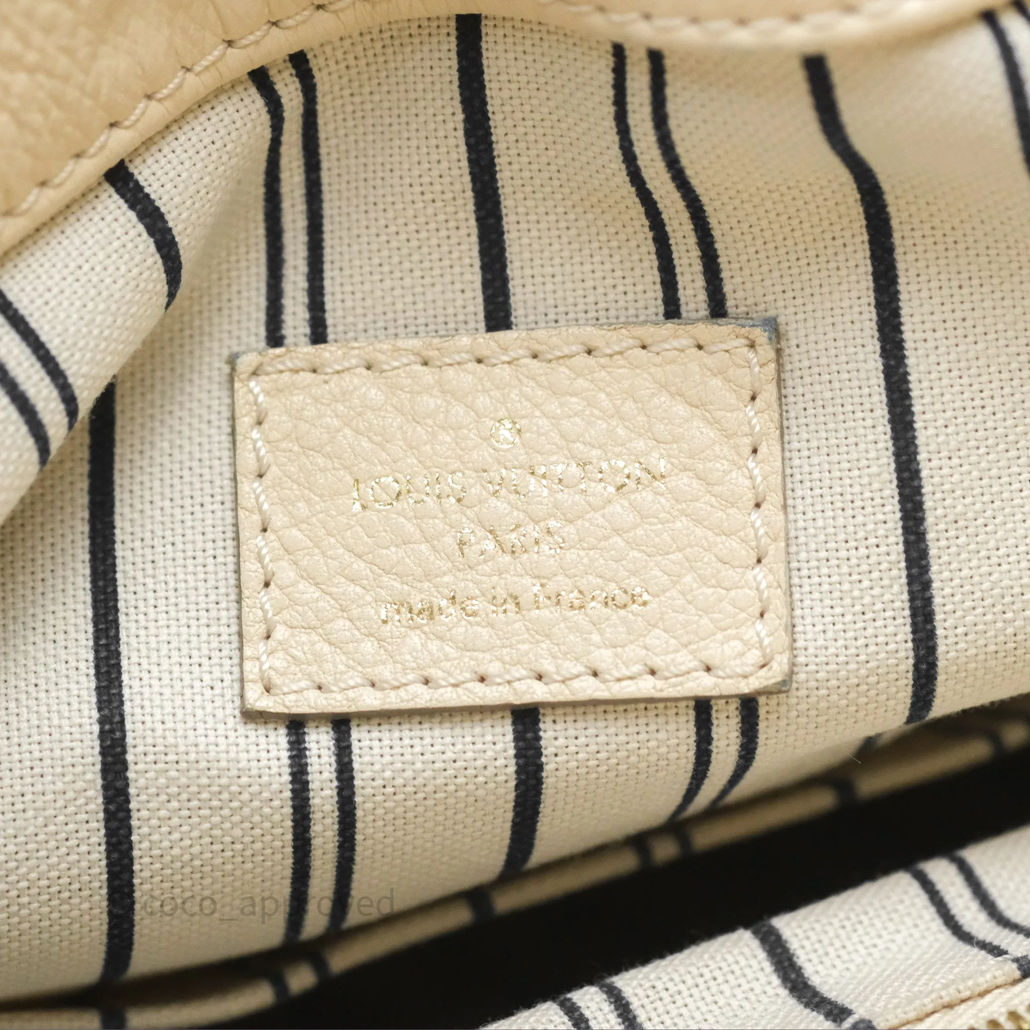Louis Vuitton Artsy Monogram Empreinte MM Ivory