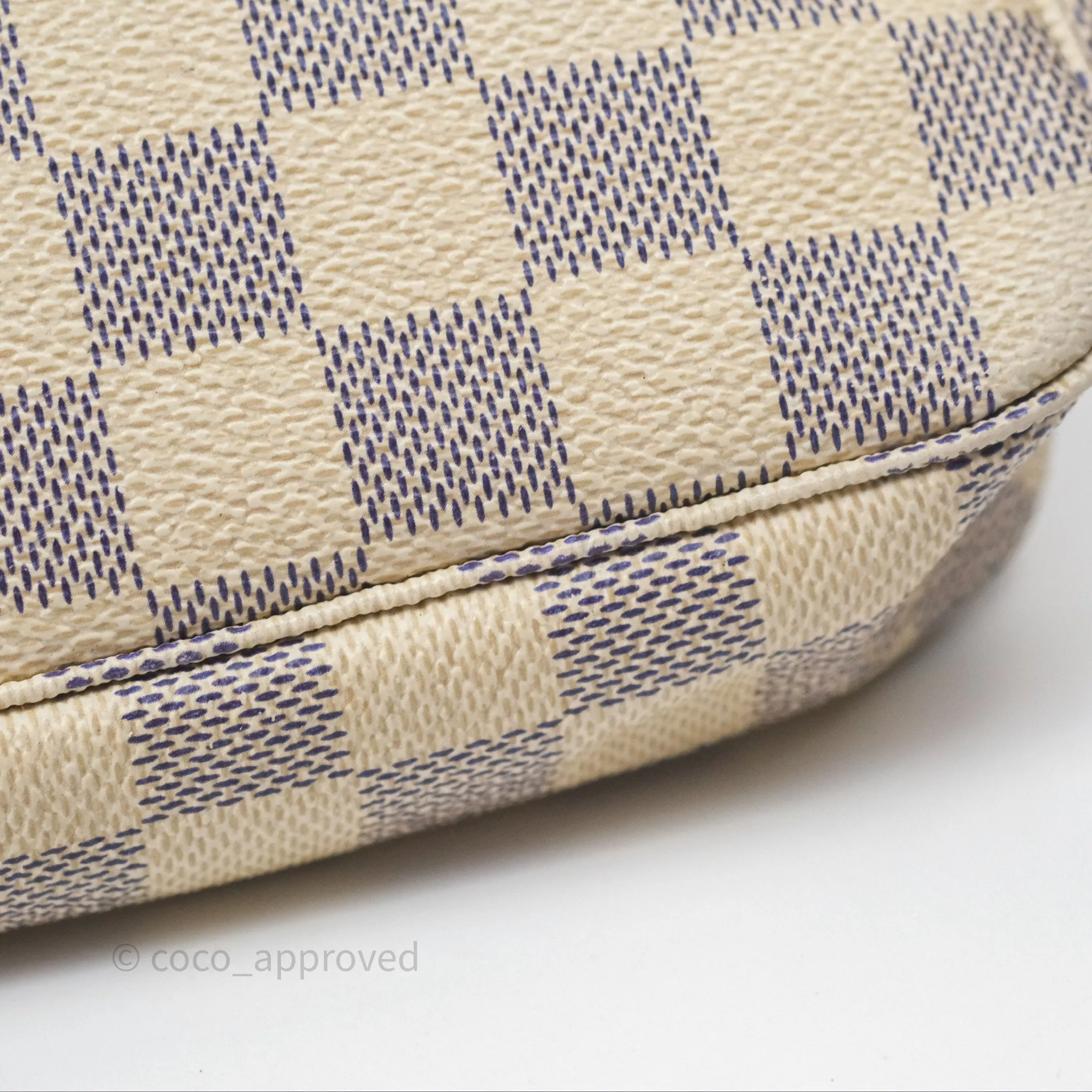 Louis Vuitton Damier Azur Pochette