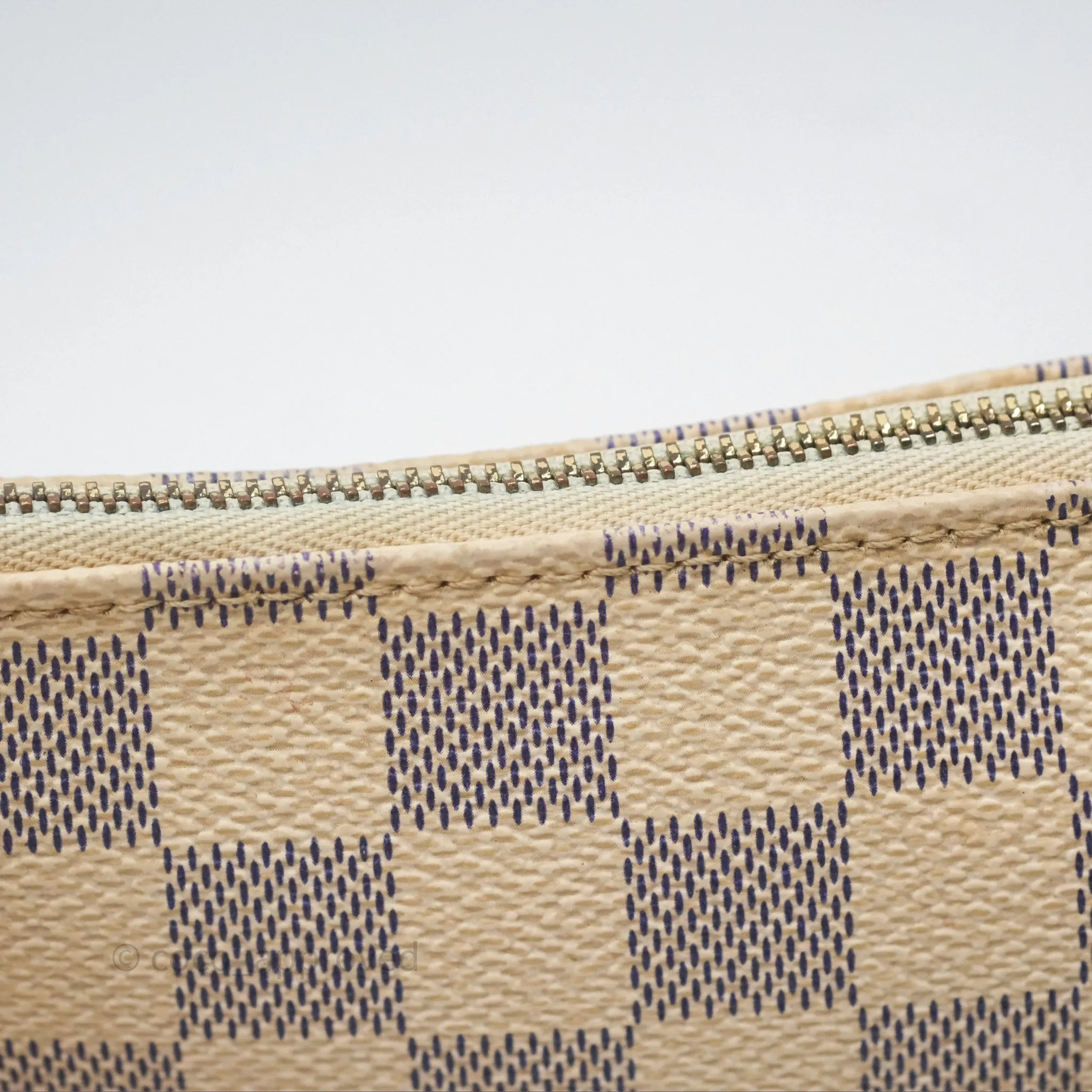 Louis Vuitton Damier Azur Pochette
