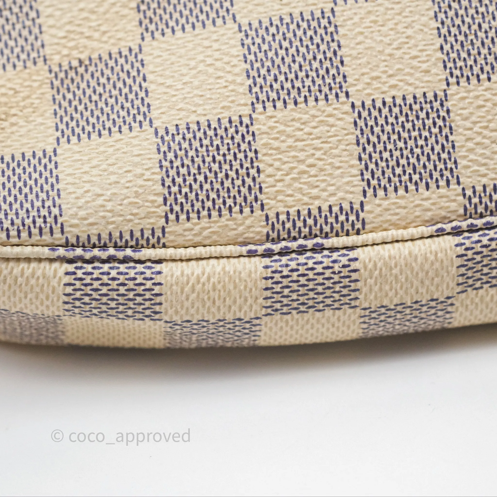 Louis Vuitton Damier Azur Pochette