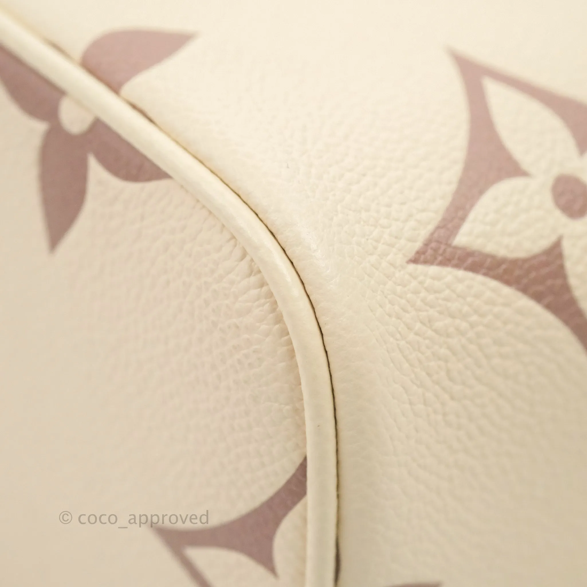 Louis Vuitton Empreinte Monogram Giant Vanity PM Creme Bois De Rose