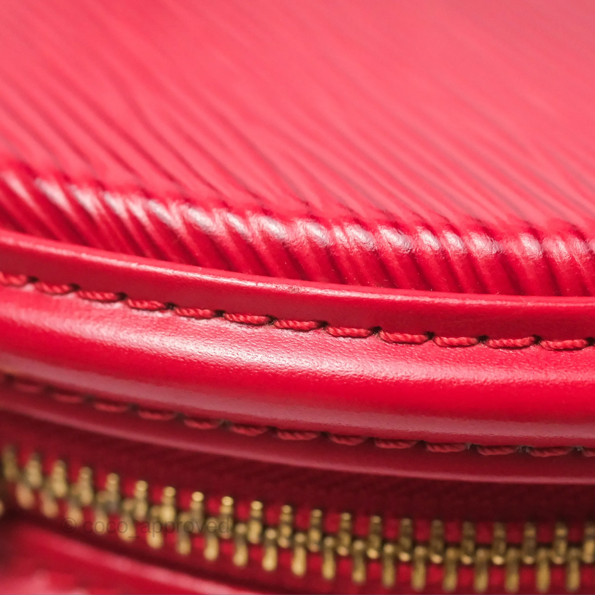 Louis Vuitton Epi Cannes Vanity Handbag Red Gold Hardware