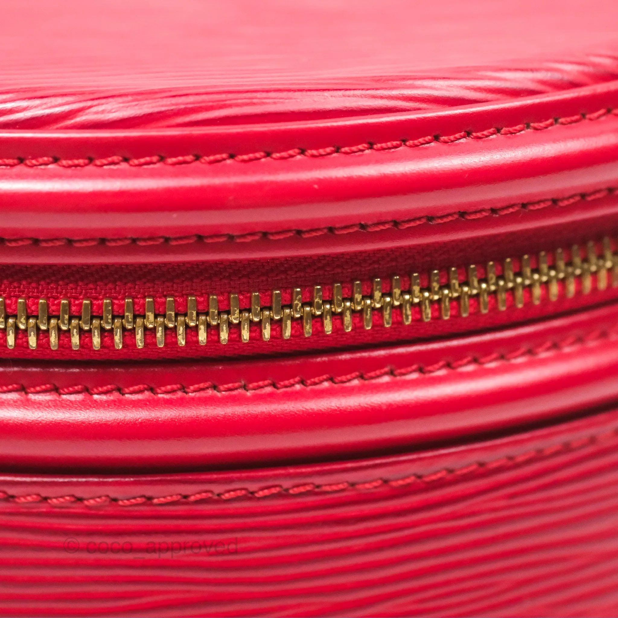 Louis Vuitton Epi Cannes Vanity Handbag Red Gold Hardware