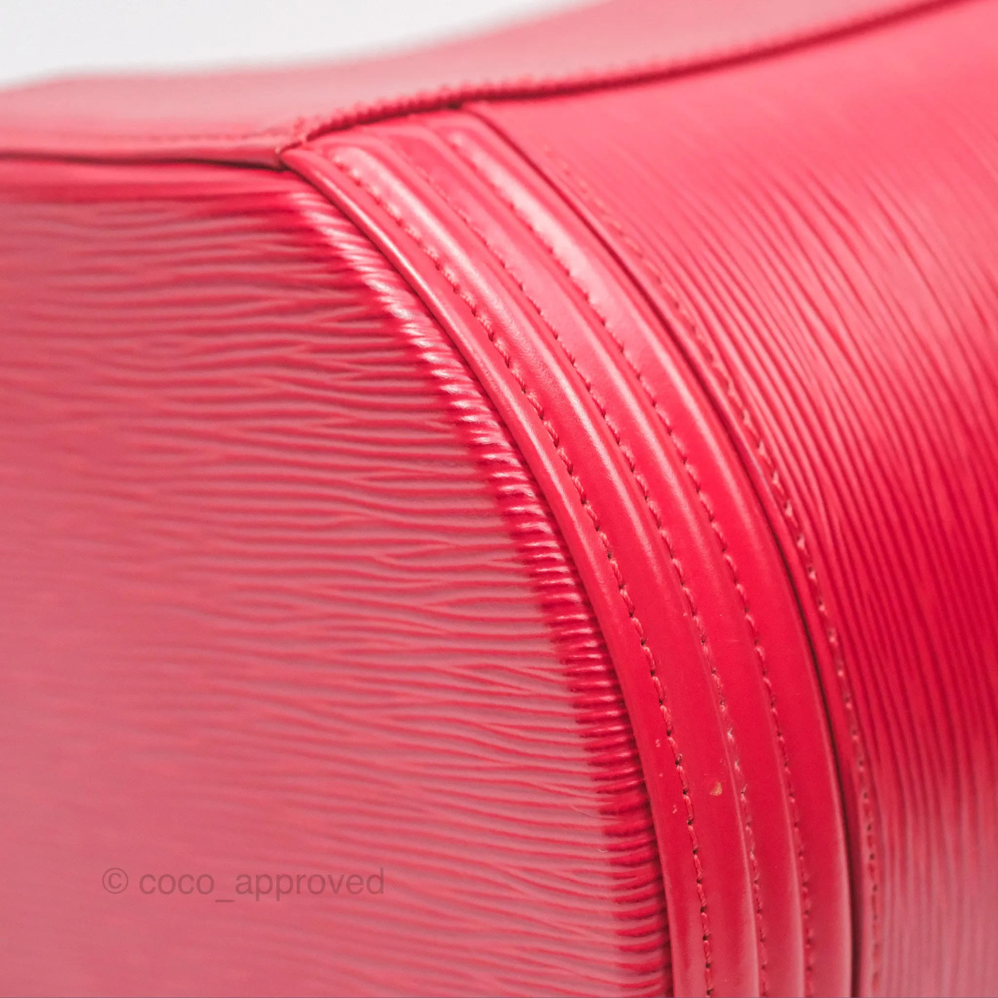 Louis Vuitton Epi Cannes Vanity Handbag Red Gold Hardware