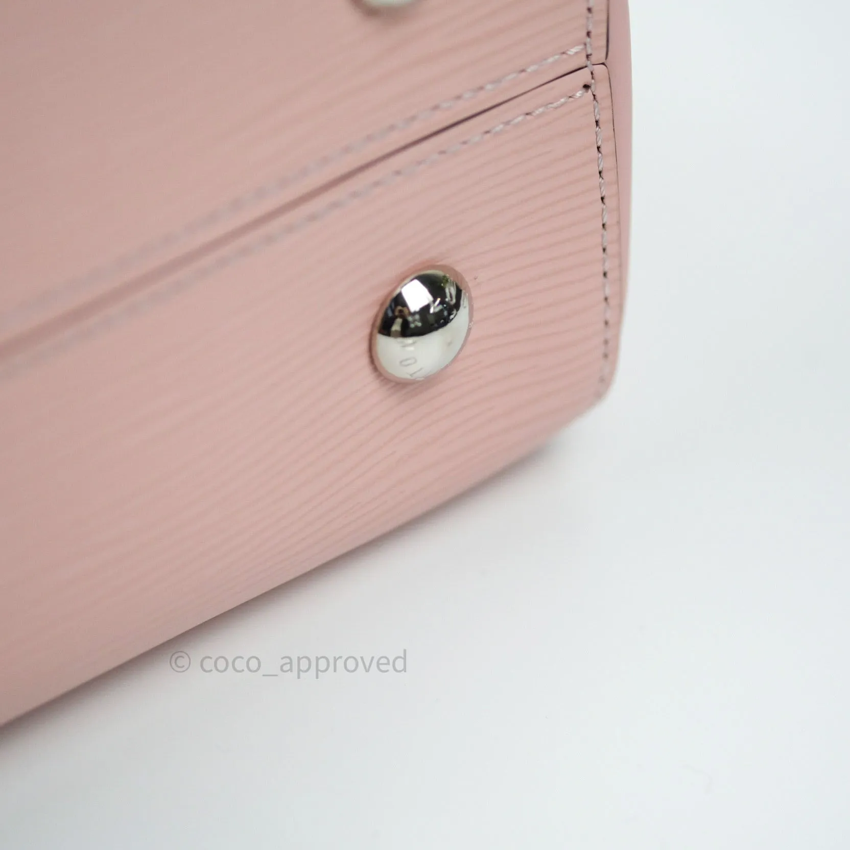 Louis Vuitton Epi Cluny MM Rose Ballerine